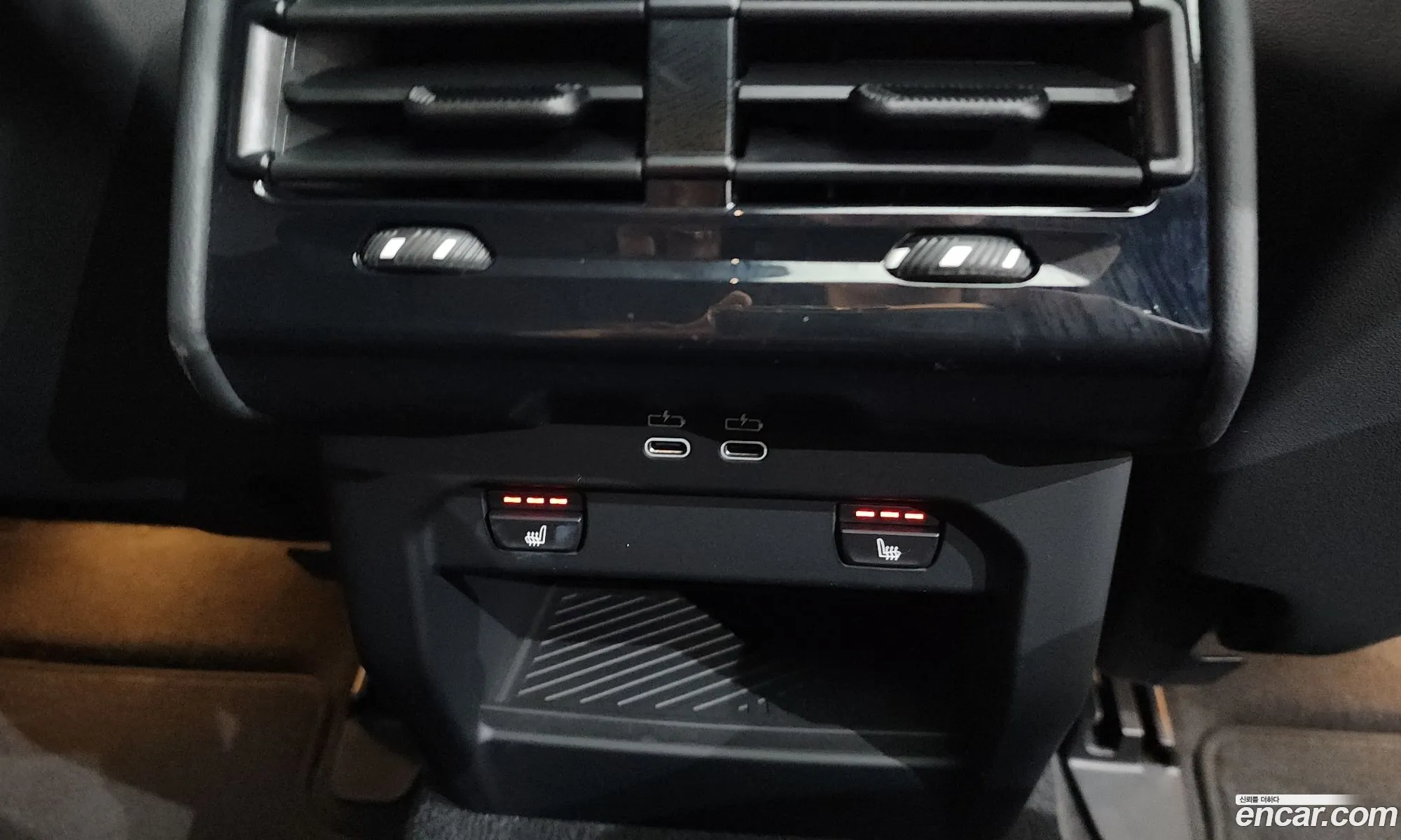 BMW 5 Series 2025 WBA21FJ01SCU48625 — 28
