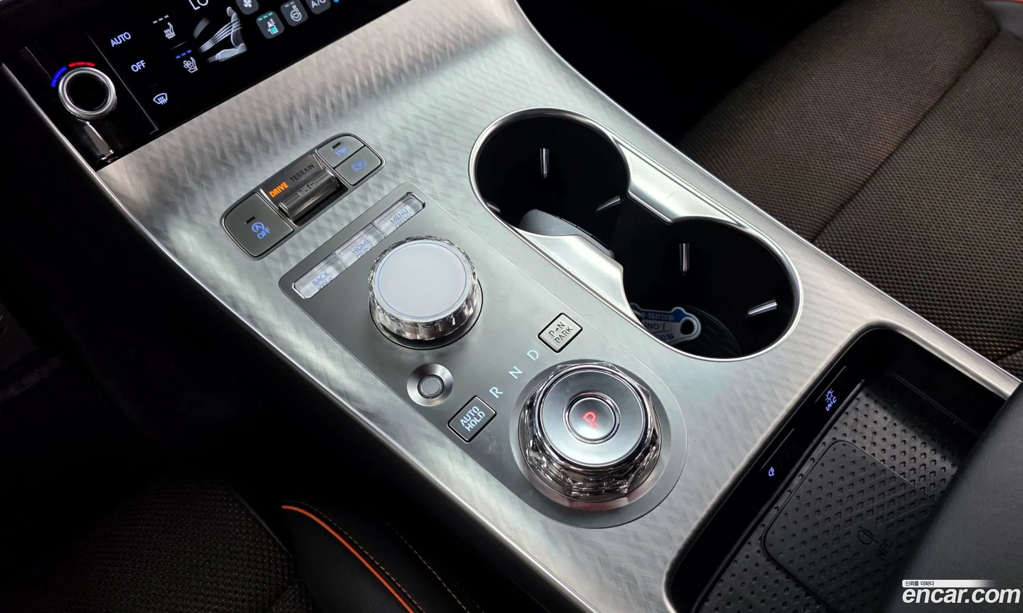 Genesis GV70 2024 — 18