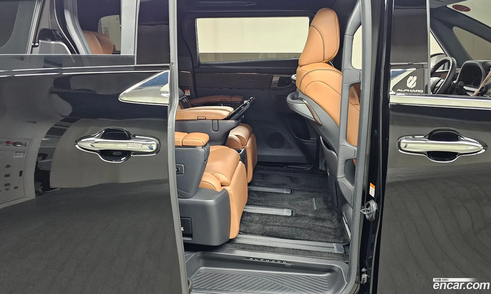 Toyota Alphard 2025 JTNAEACH1S8039211 — 12