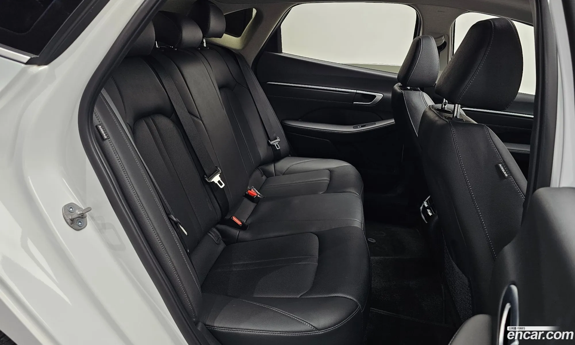 Hyundai Sonata the Edge 2023 — 29