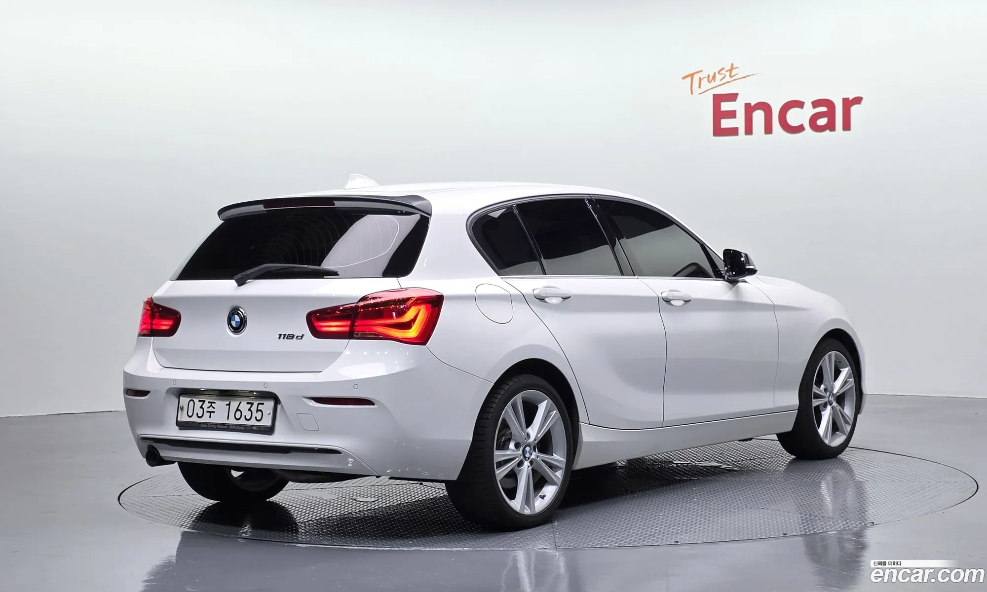 BMW 1 Series 2019 — 21