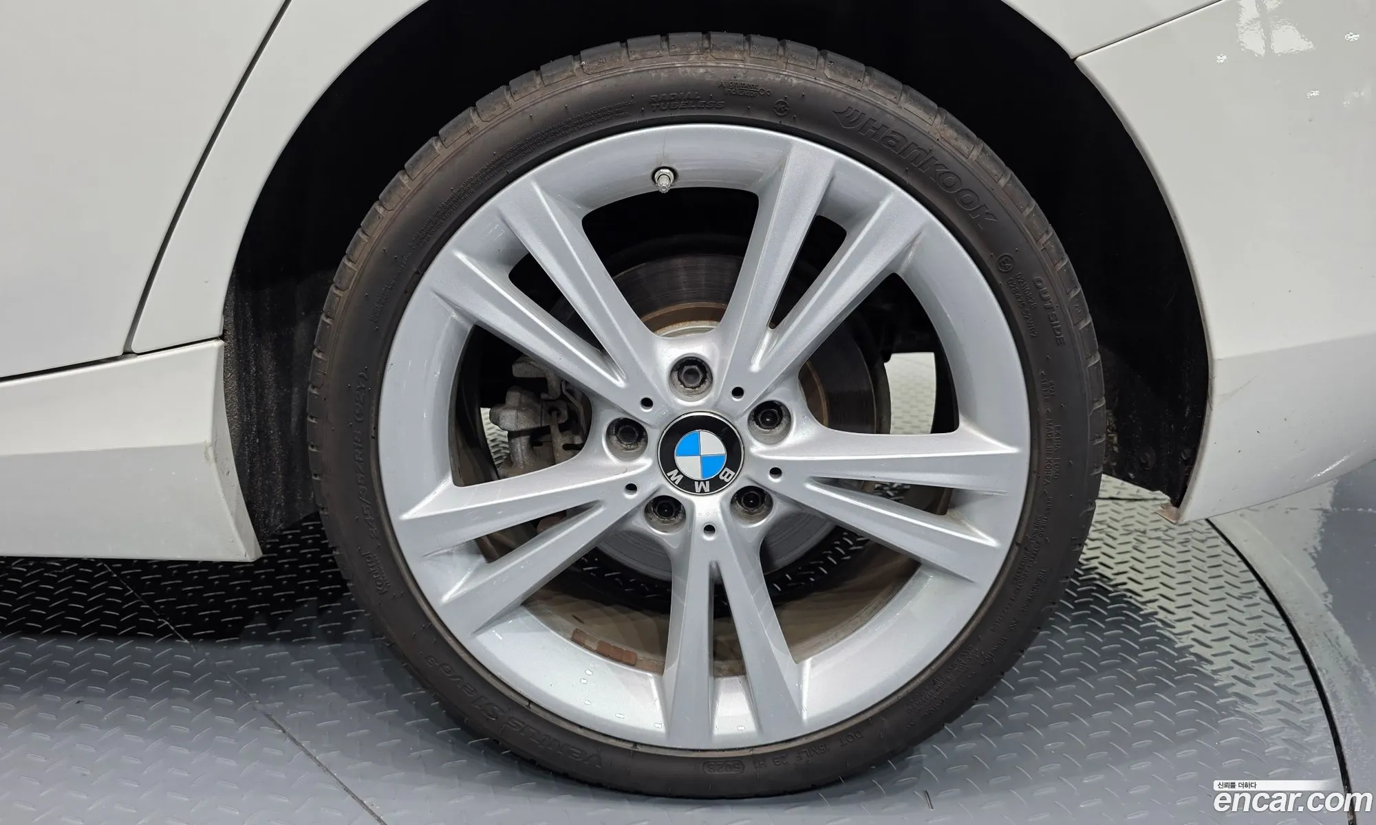 BMW 1 Series 2019 — 28