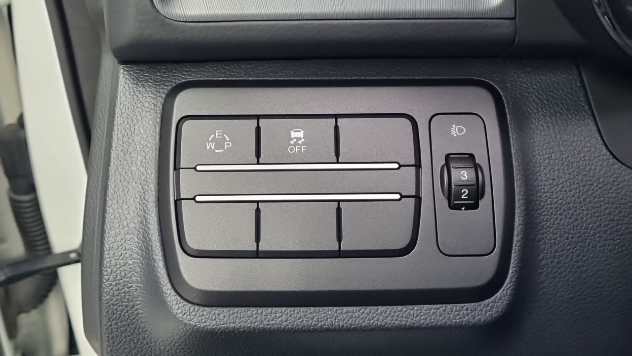 KG Mobility (SsangYong) Tivoli Armour 2018 — 9