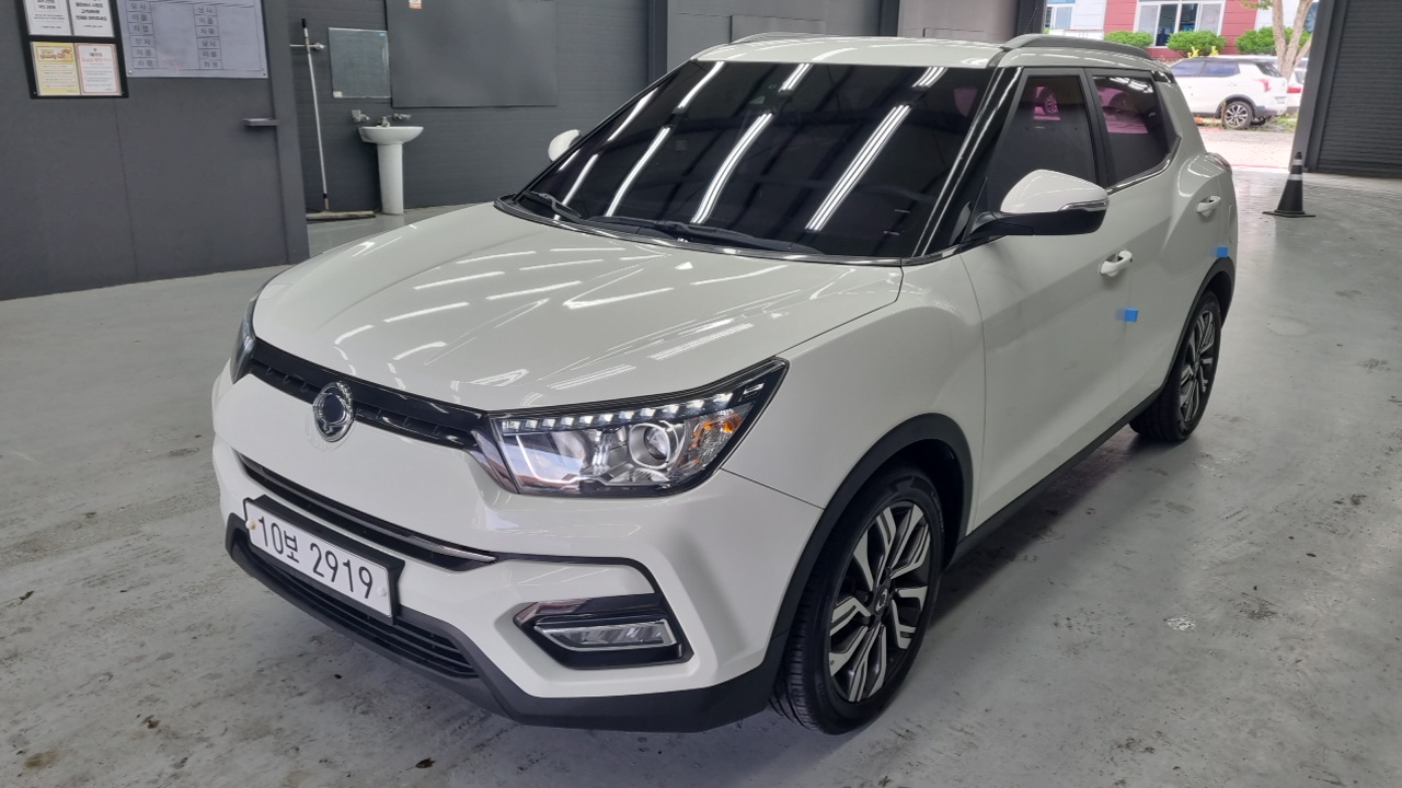 KG Mobility (SsangYong) Tivoli Armour 2018 — 16