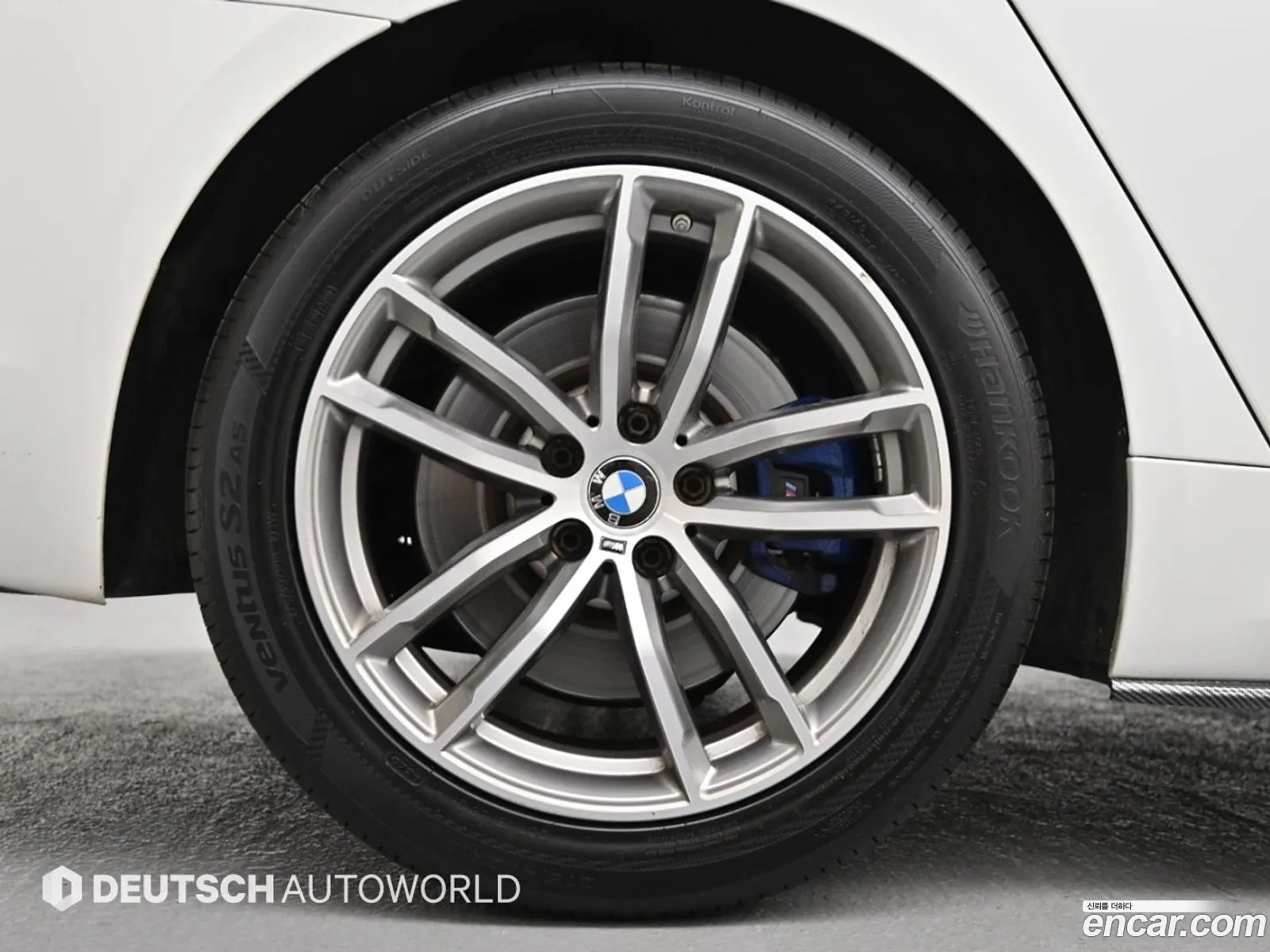 BMW 5 Series 2017 — 12