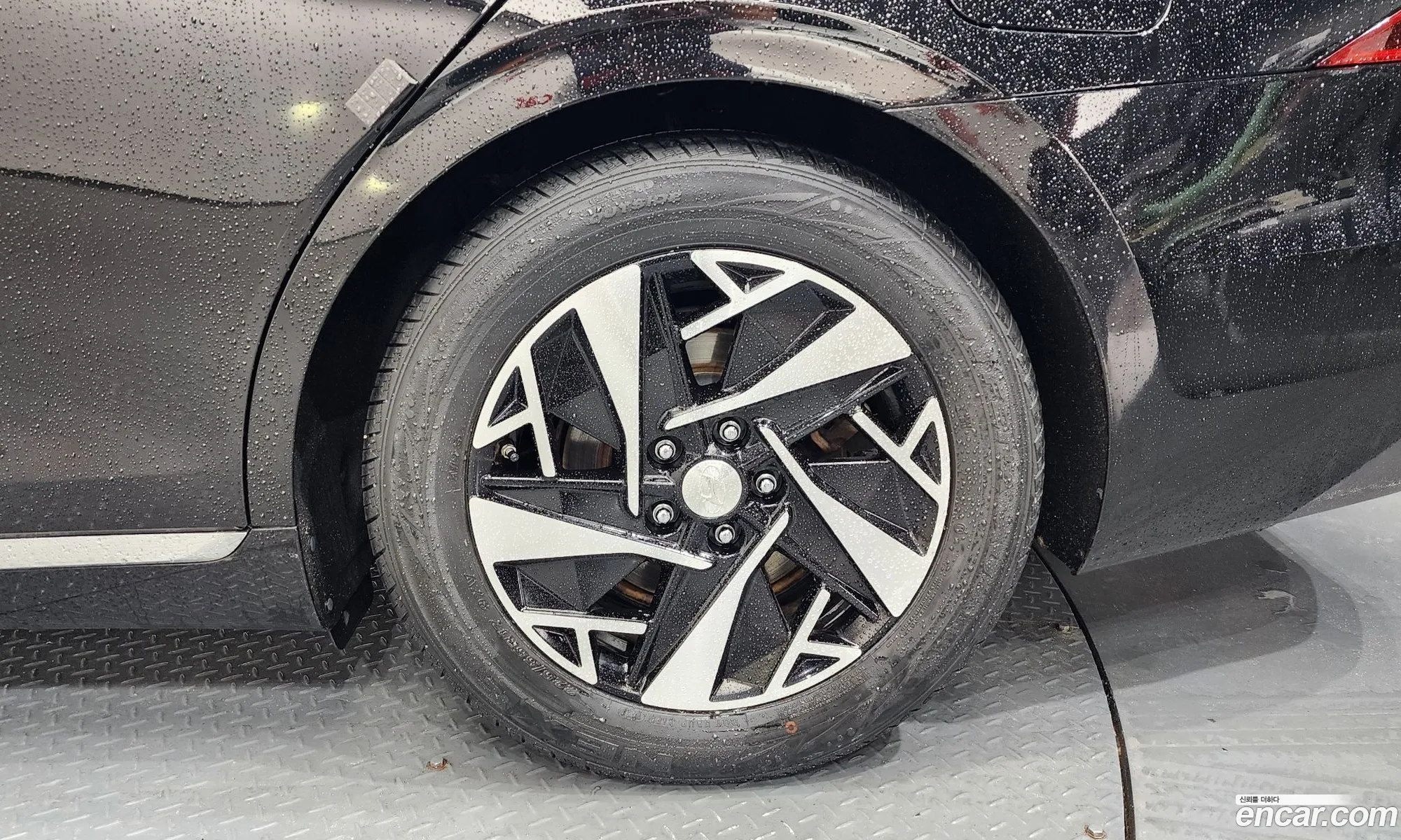 Hyundai Grandeur IG Hybrid 2020 — 25