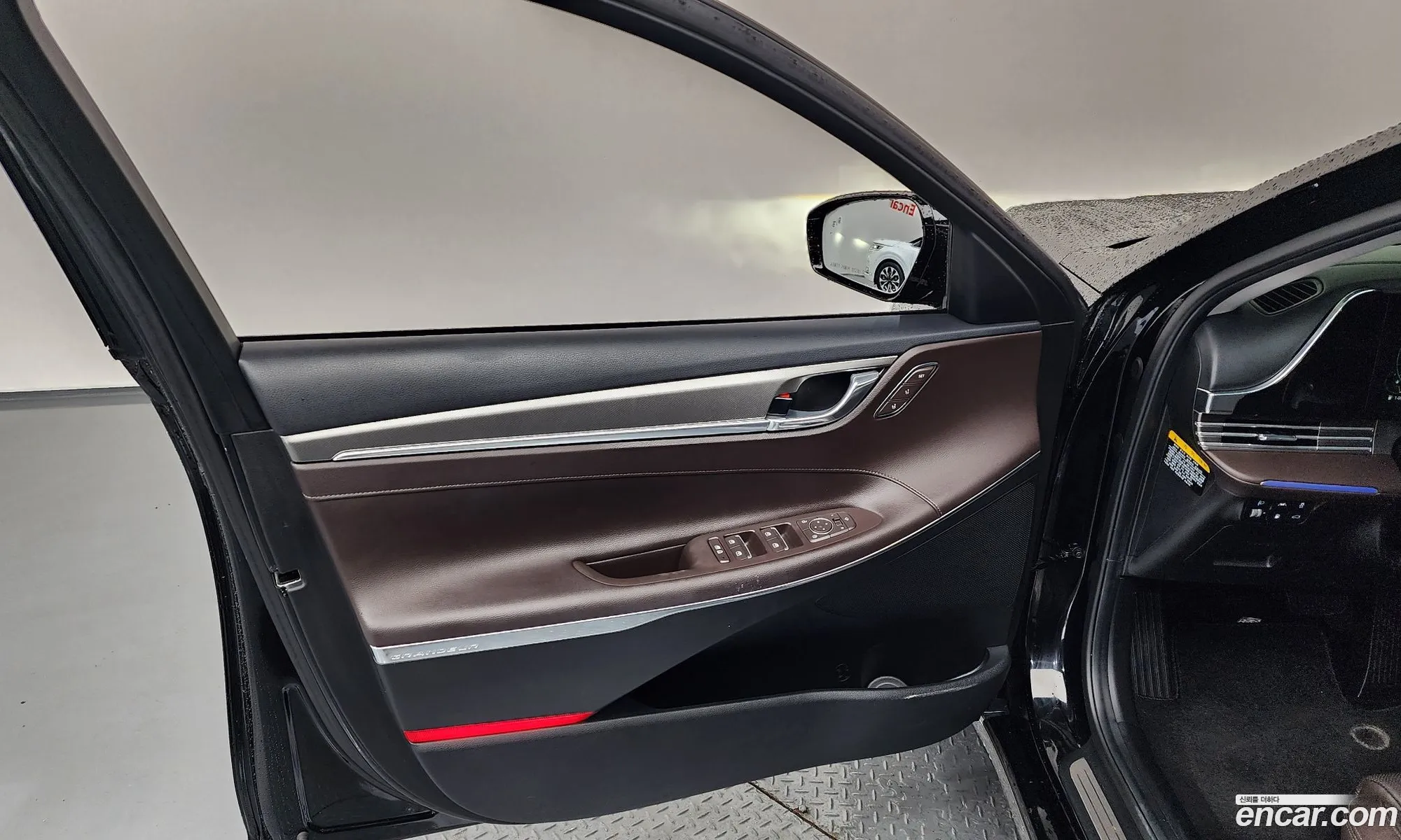 Hyundai Grandeur IG Hybrid 2020 — 21