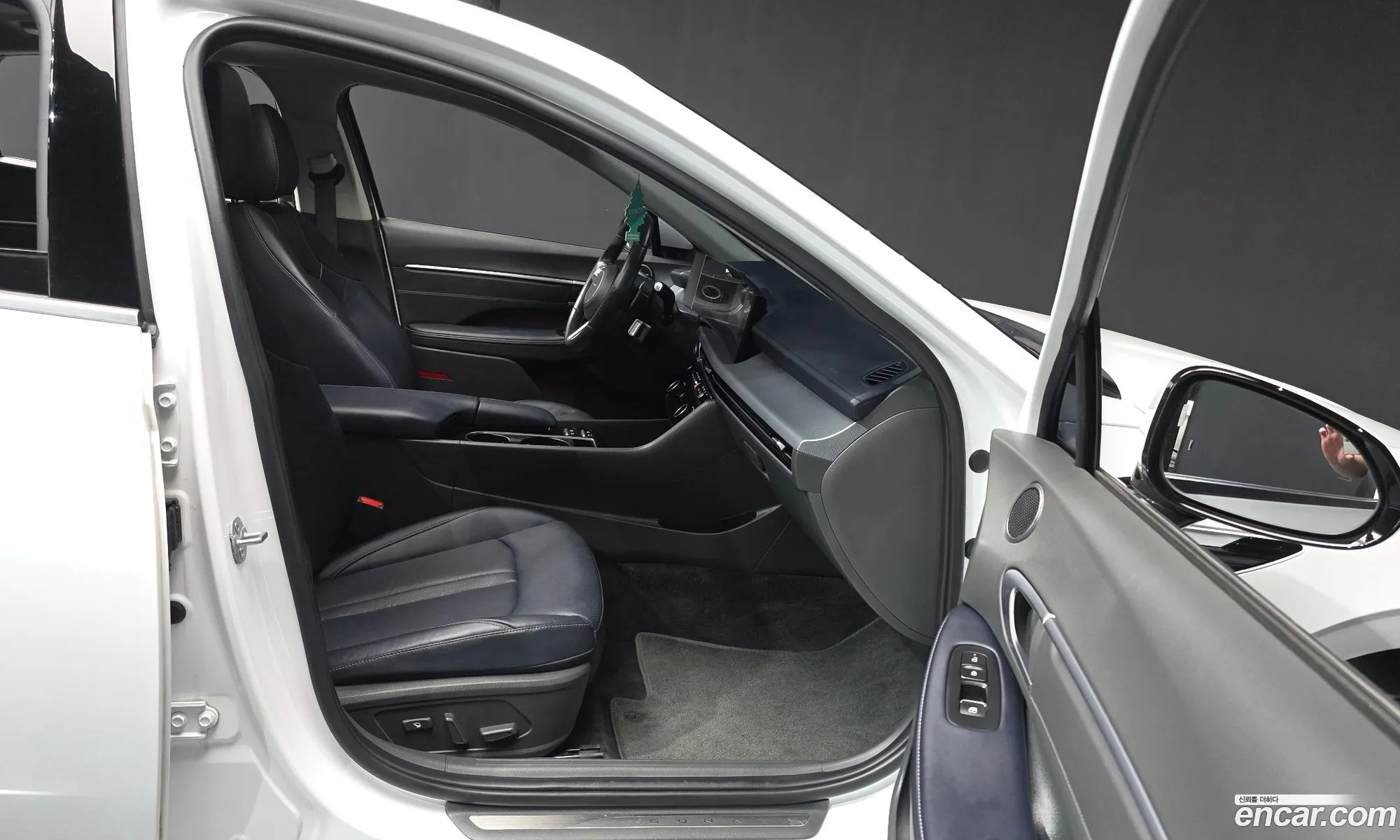 Hyundai Sonata the Edge 2023 — 29