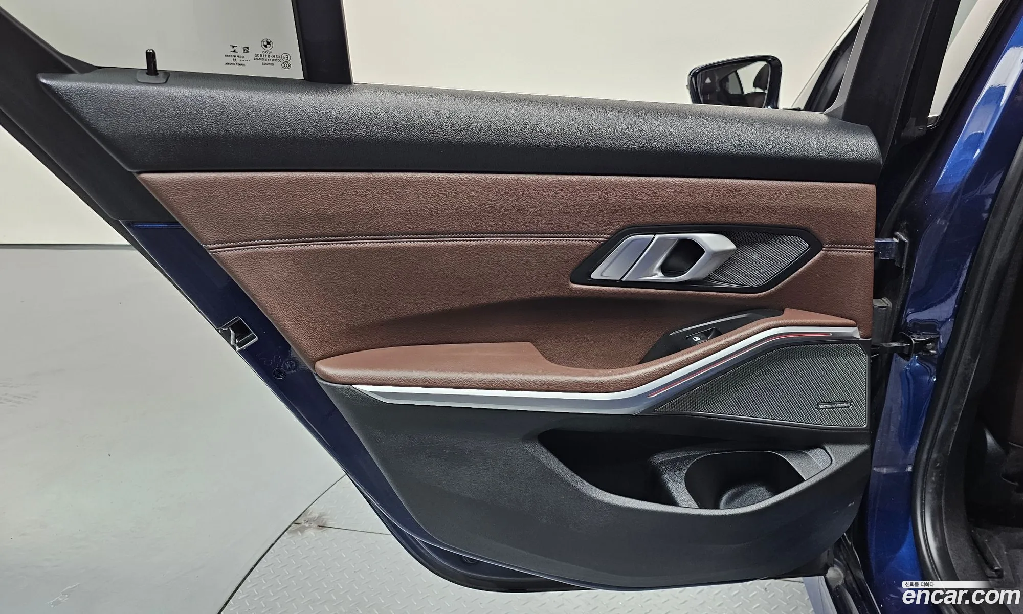 BMW 3 Series 2019 — 12