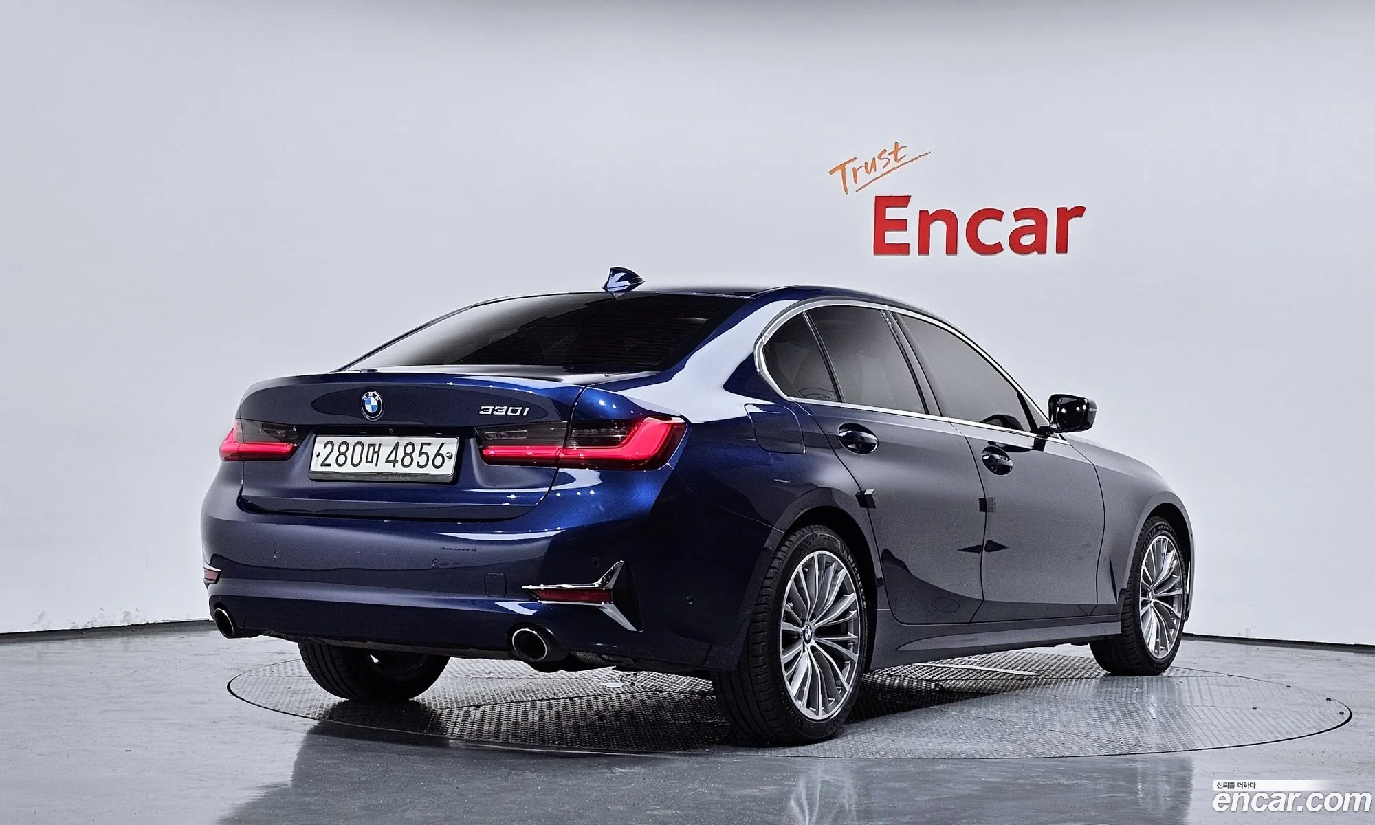 BMW 3 Series 2019 — 32