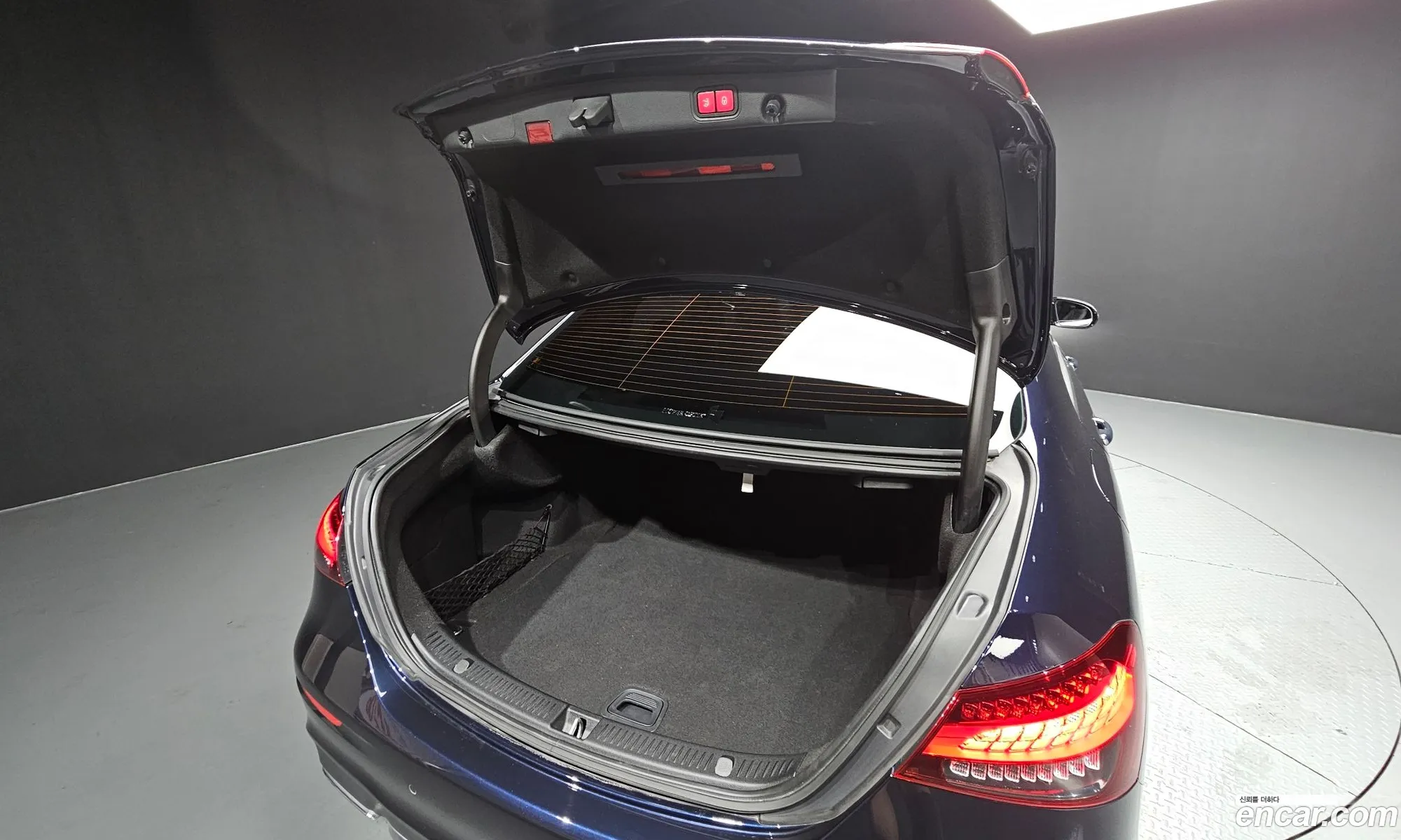 Mercedes-Benz E-Class W213 2022 — 15