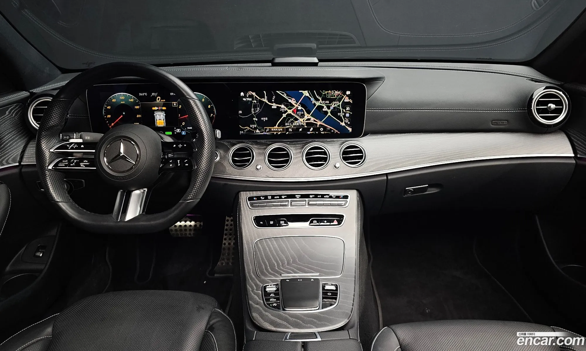 Mercedes-Benz E-Class W213 2022 — 29