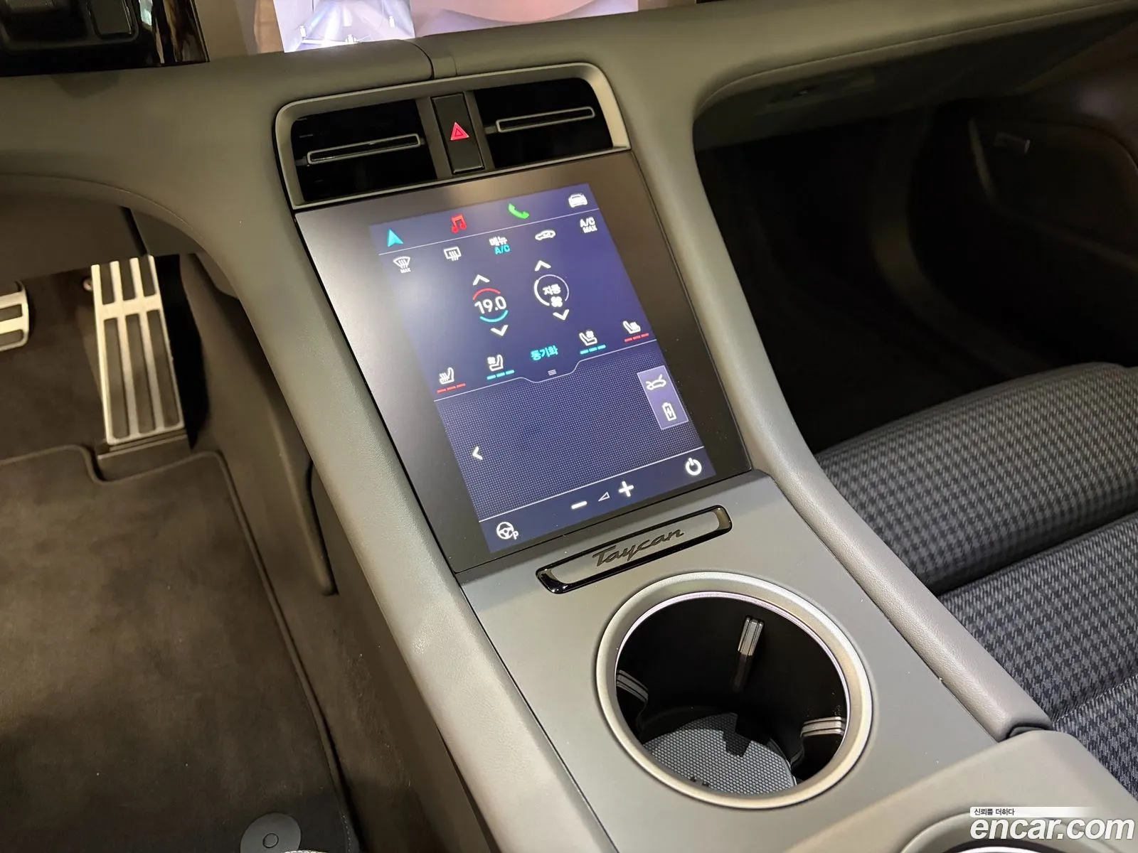 Porsche Taycan 2026 — 10