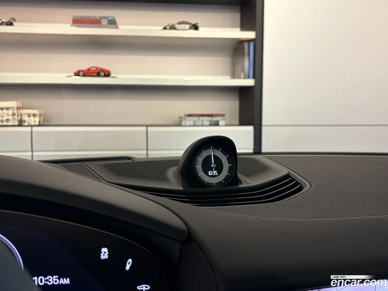 Porsche Taycan 2026 — 2