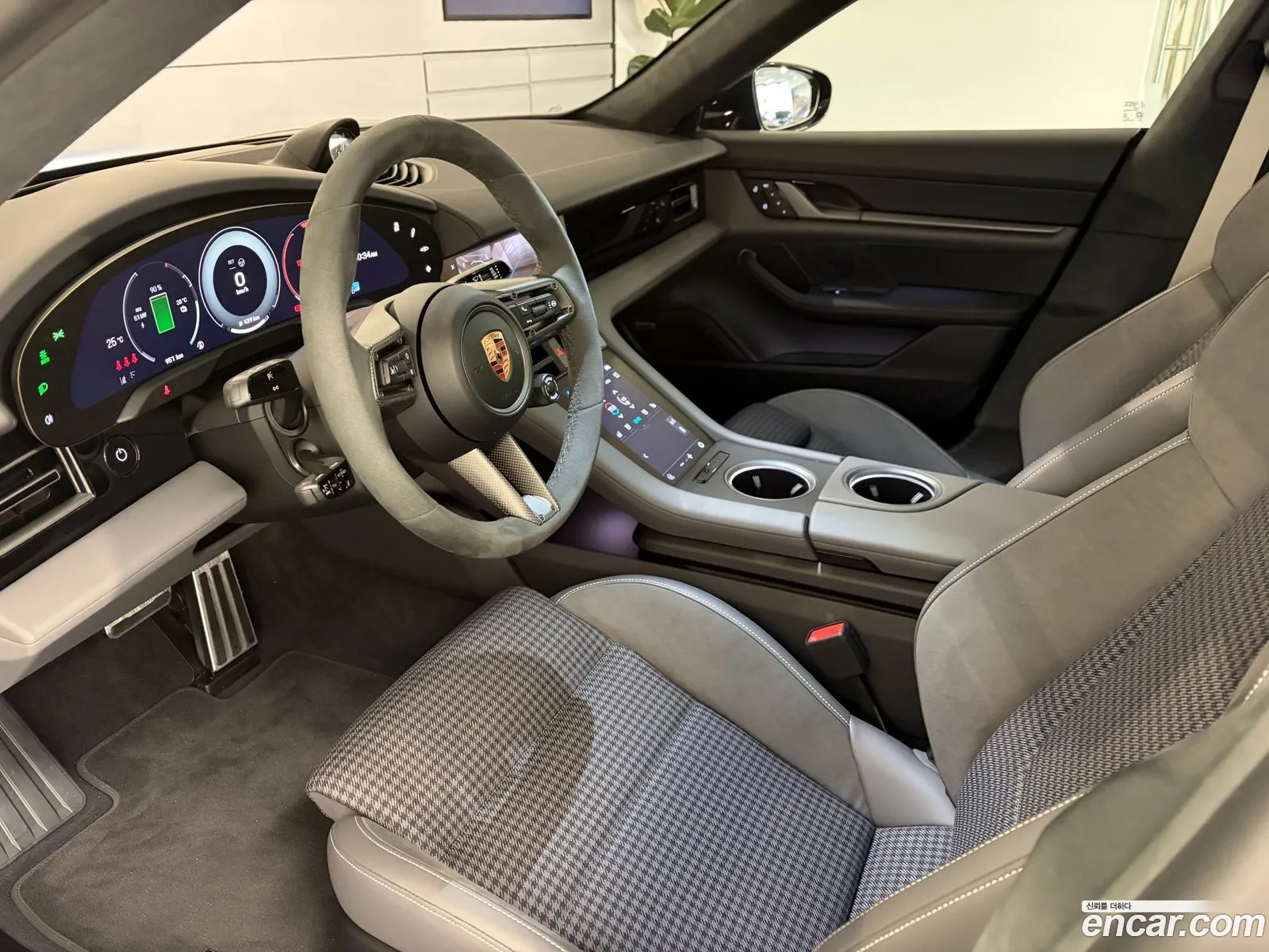Porsche Taycan 2026 — 20