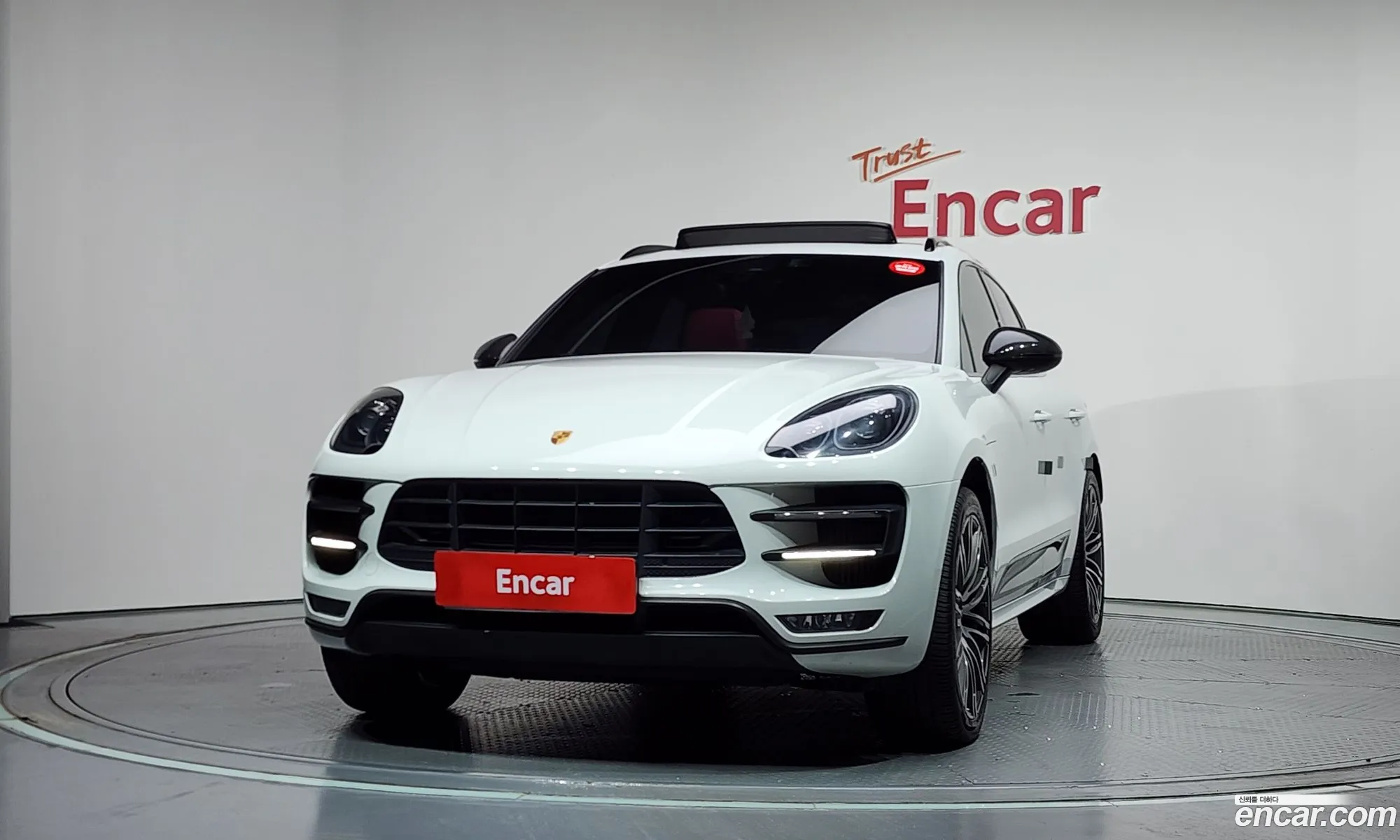 Porsche Macan 2015 WP1AF2953FLB96065 — 3