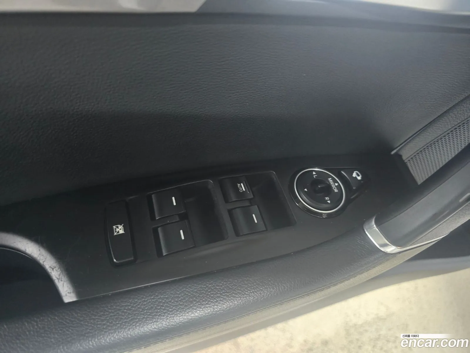 Hyundai i40 Saloon 2014 — 5