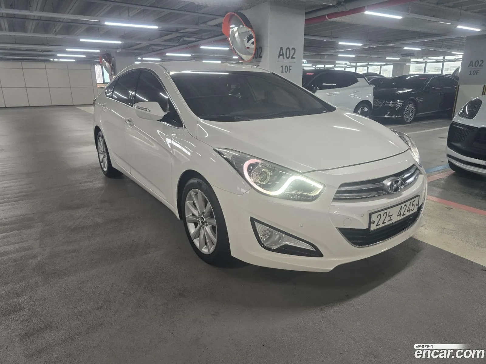 Hyundai i40 Saloon 2014 — 17