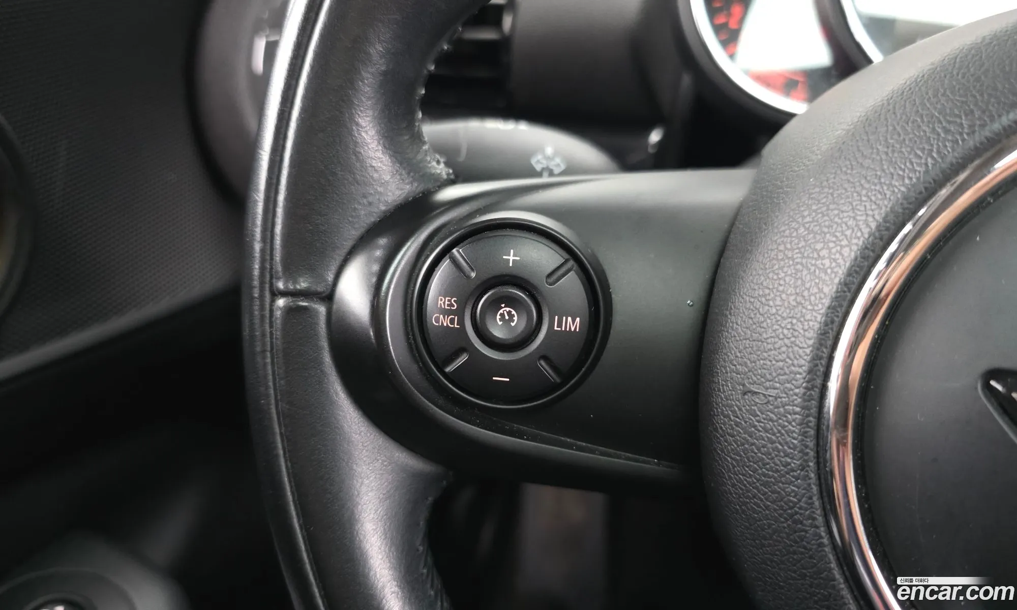 Mini Cooper D Clubman 2019 — 34