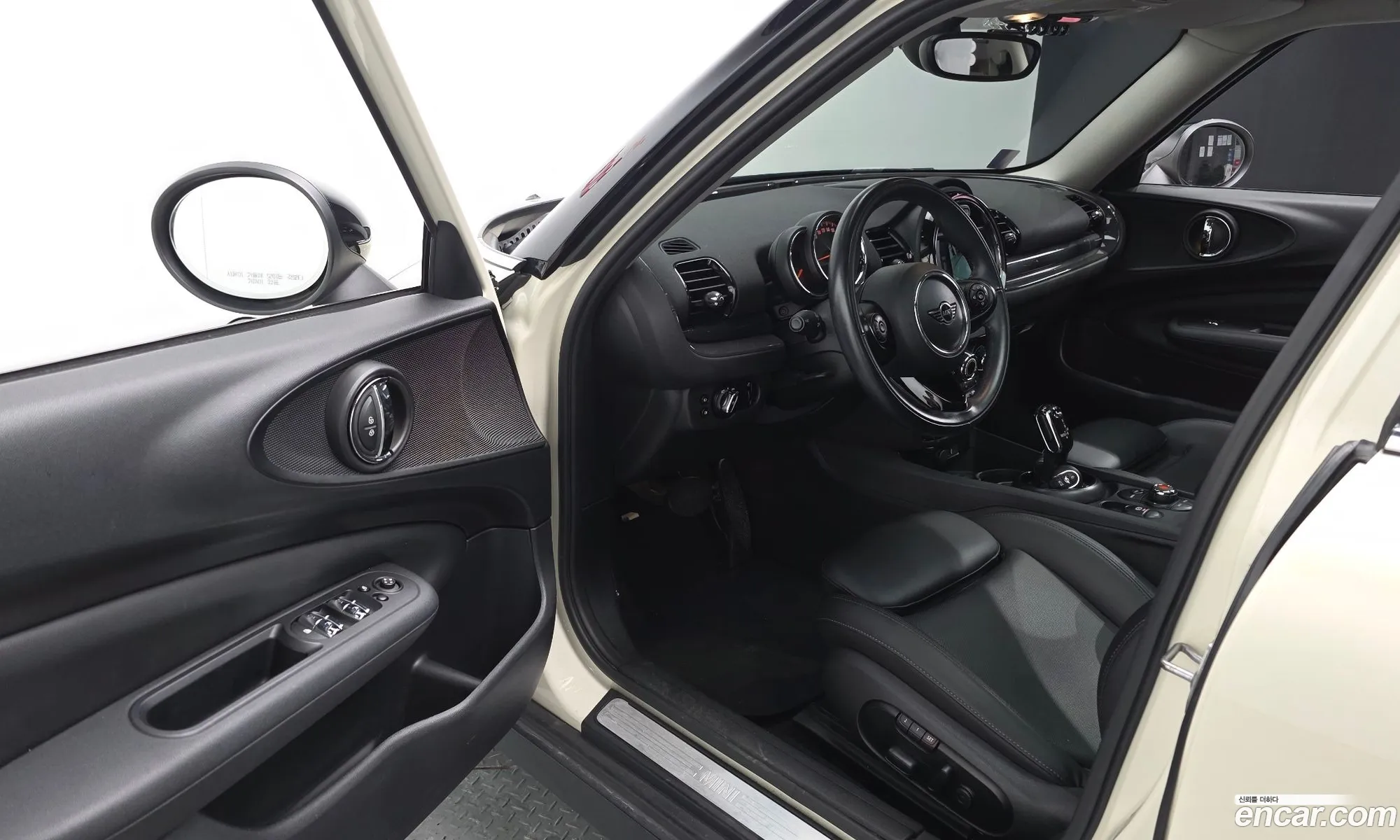 Mini Cooper D Clubman 2019 — 2