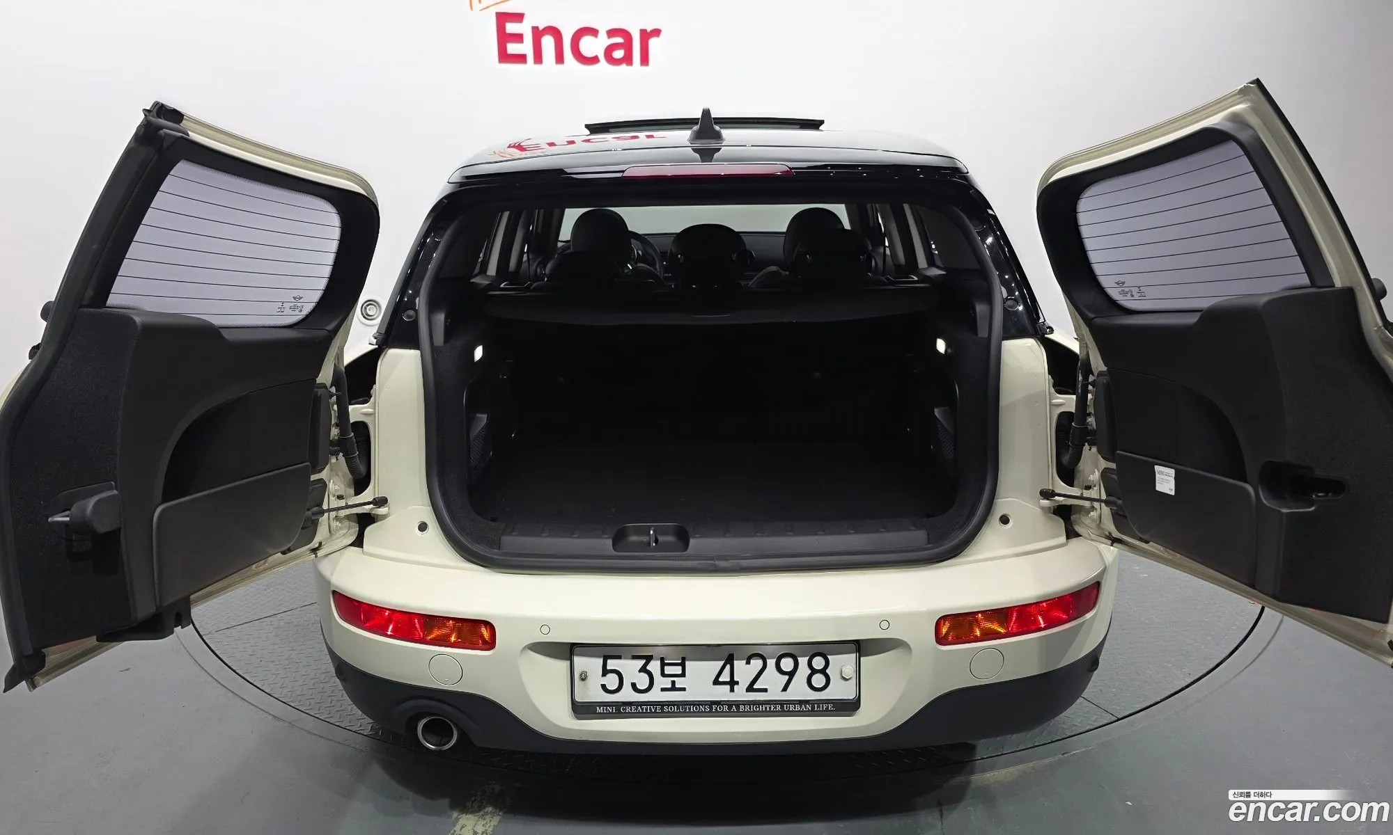 Mini Cooper D Clubman 2019 — 17