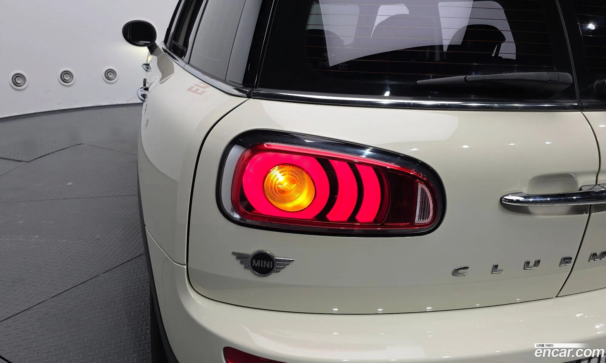 Mini Cooper D Clubman 2019 — 19