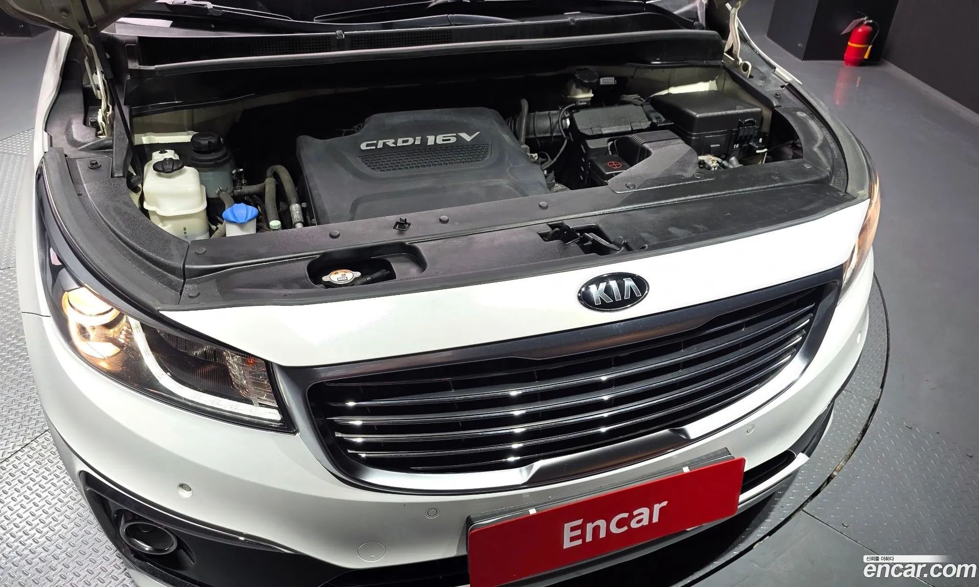 Kia Carnival 2016 — 8