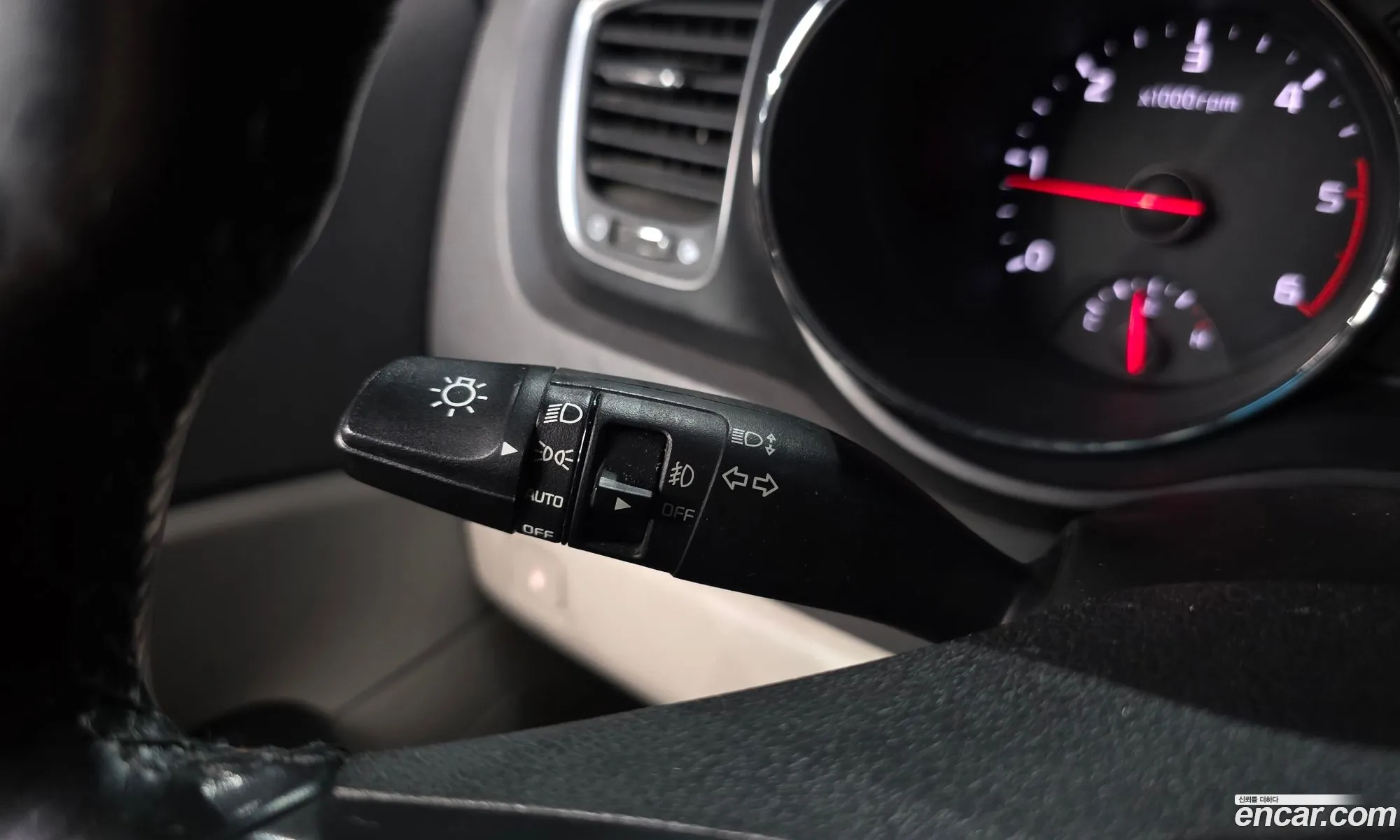 Kia Carnival 2016 — 3