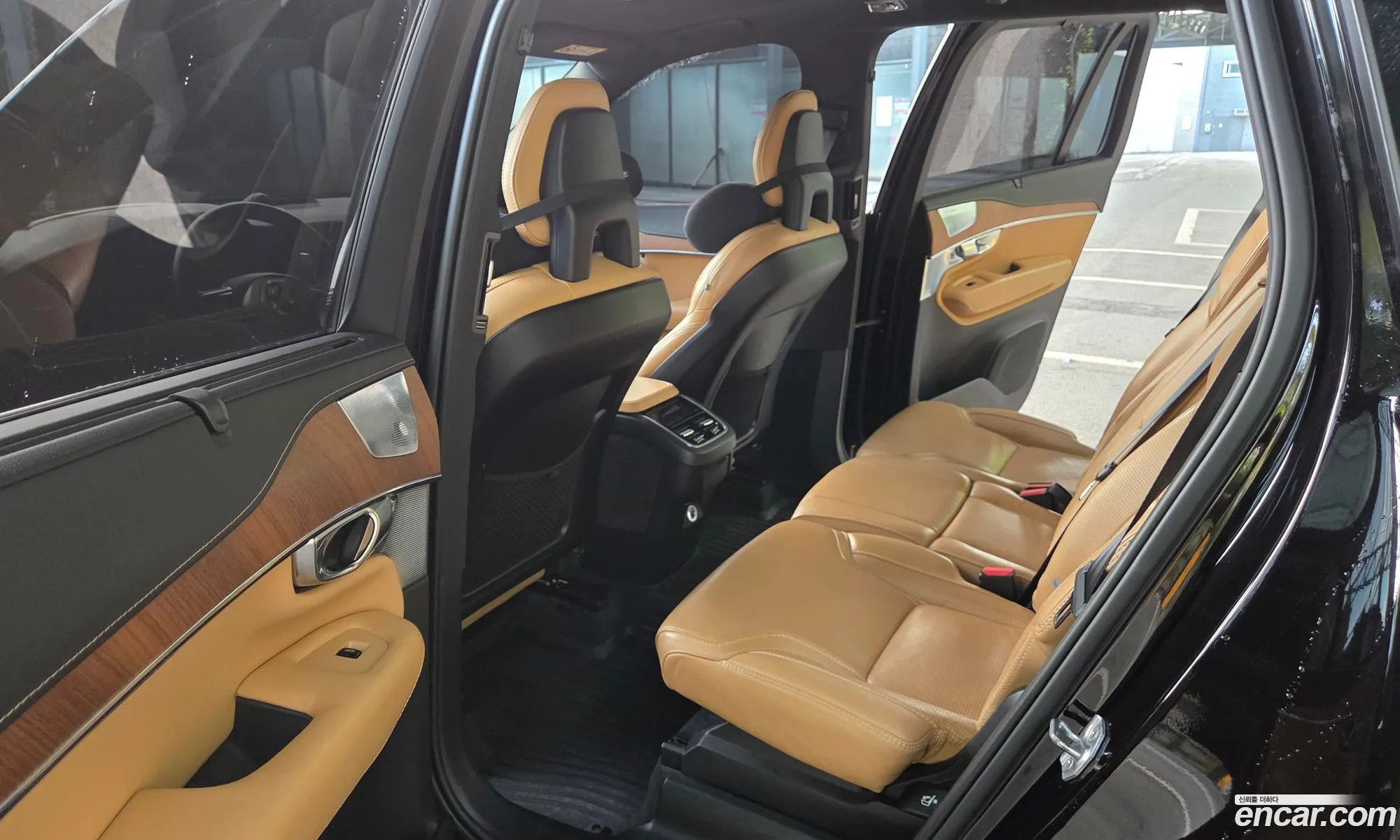 Volvo XC90 2020 — 10