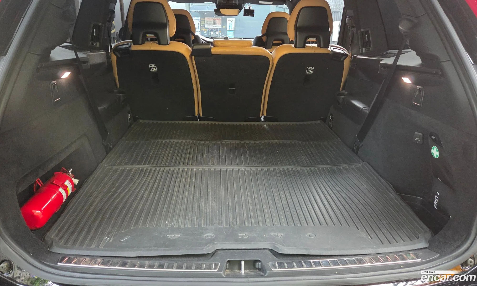Volvo XC90 2020 — 12