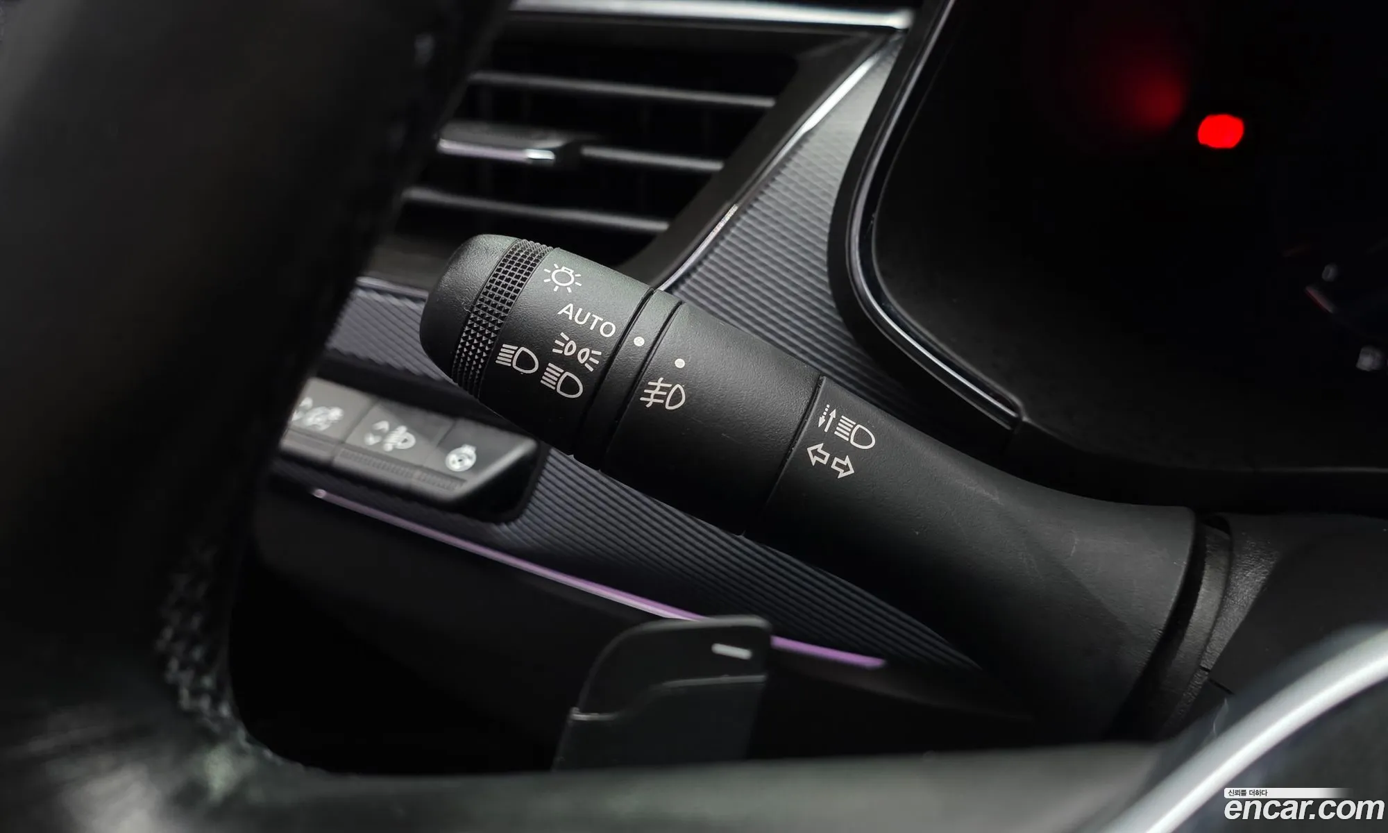 Renault Korea (Samsung) XM3 2020 — 12