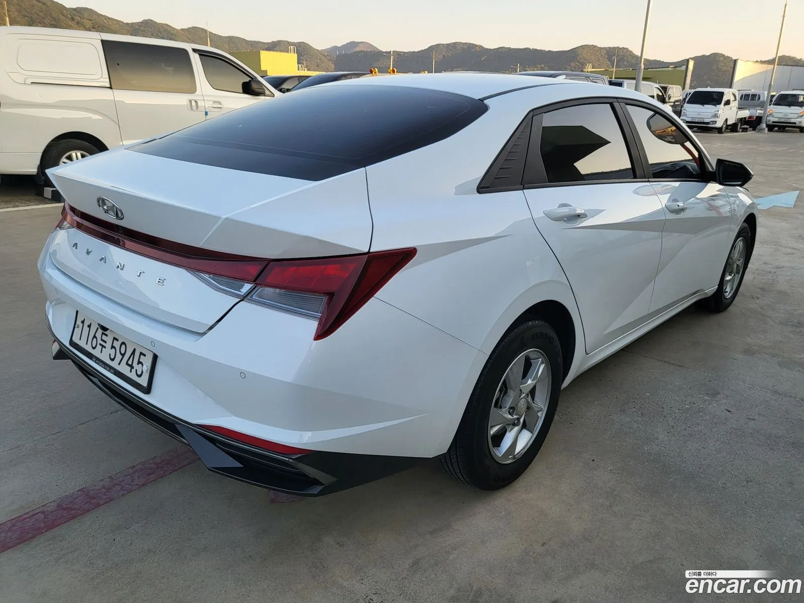 Hyundai Elantra 2021 — 7