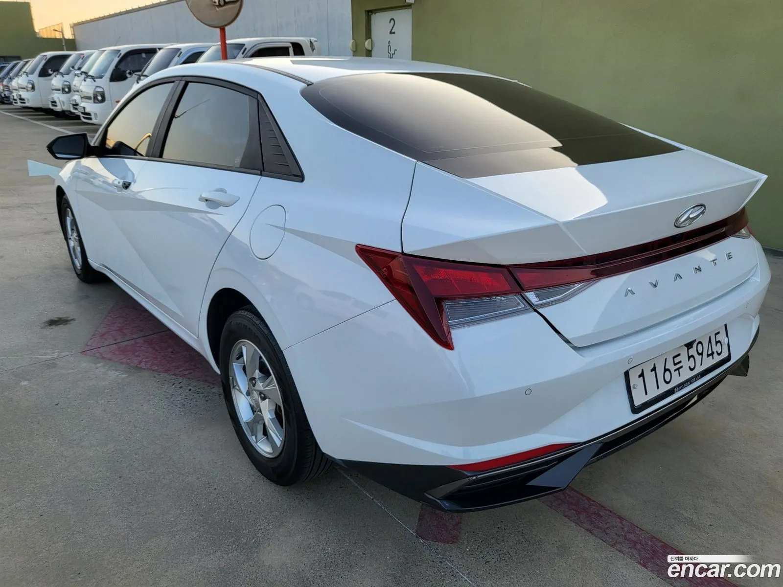 Hyundai Elantra 2021 — 5