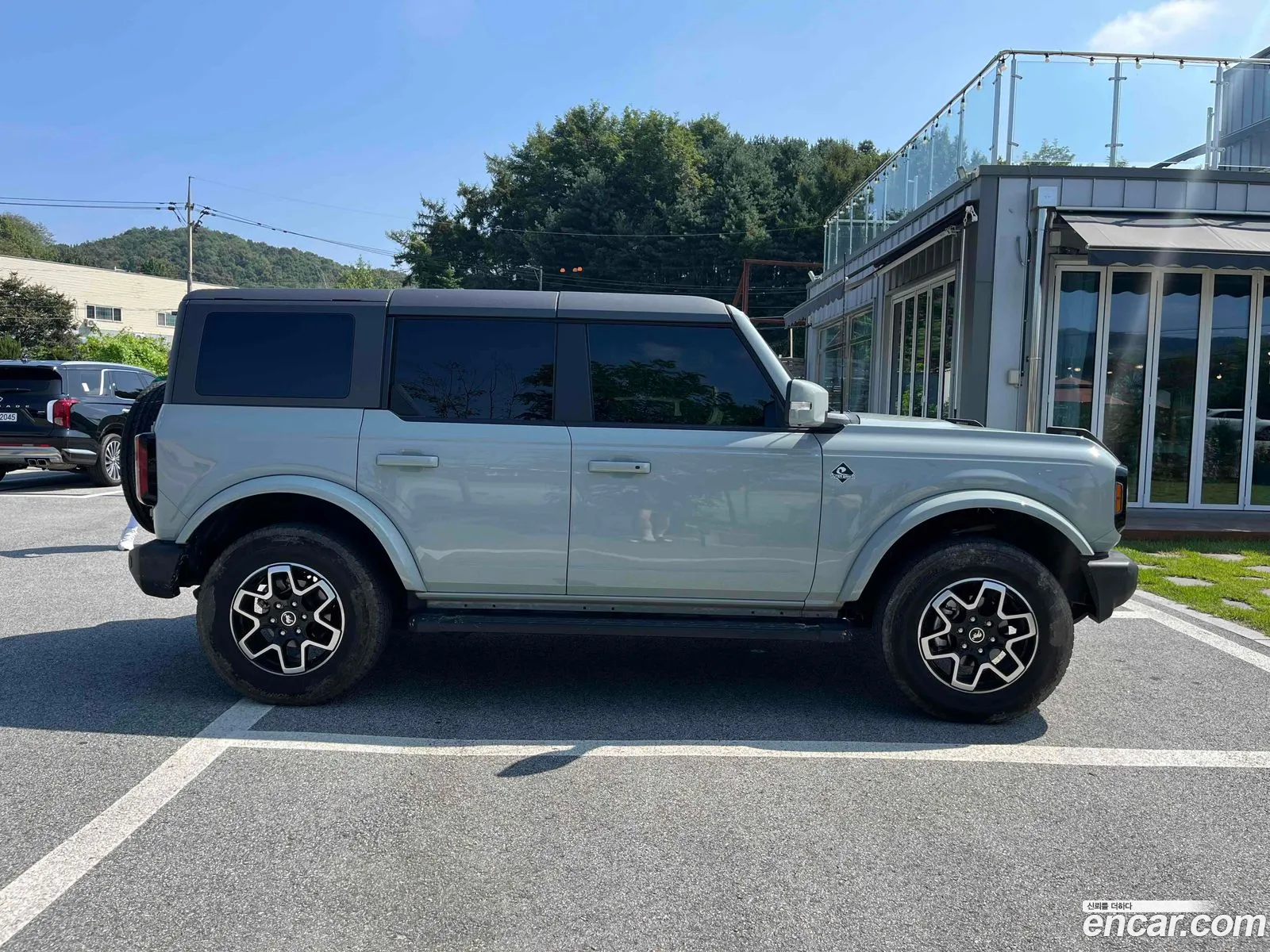 Ford Bronco 6th Gen 2024 — 10