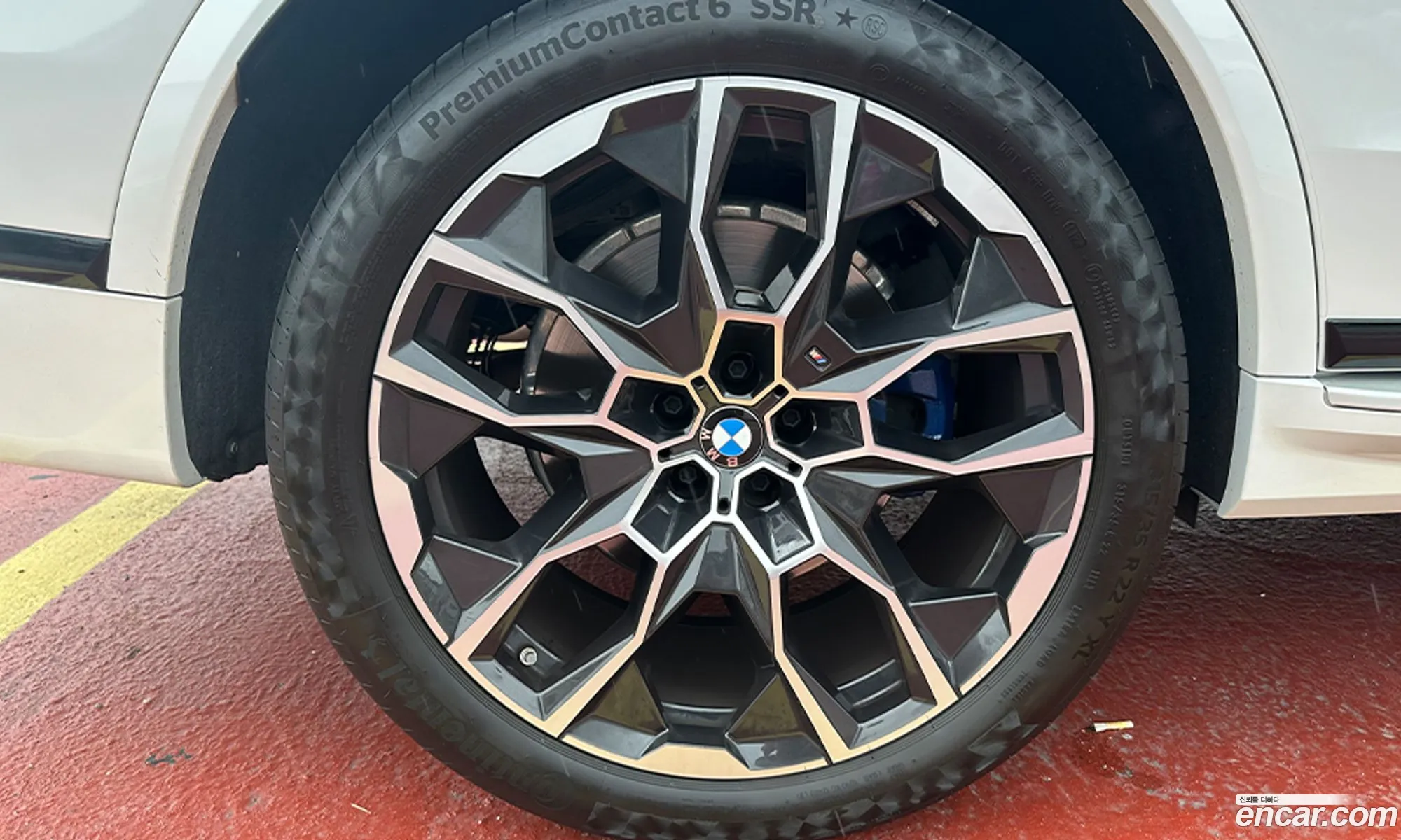 BMW X7 2024 — 17