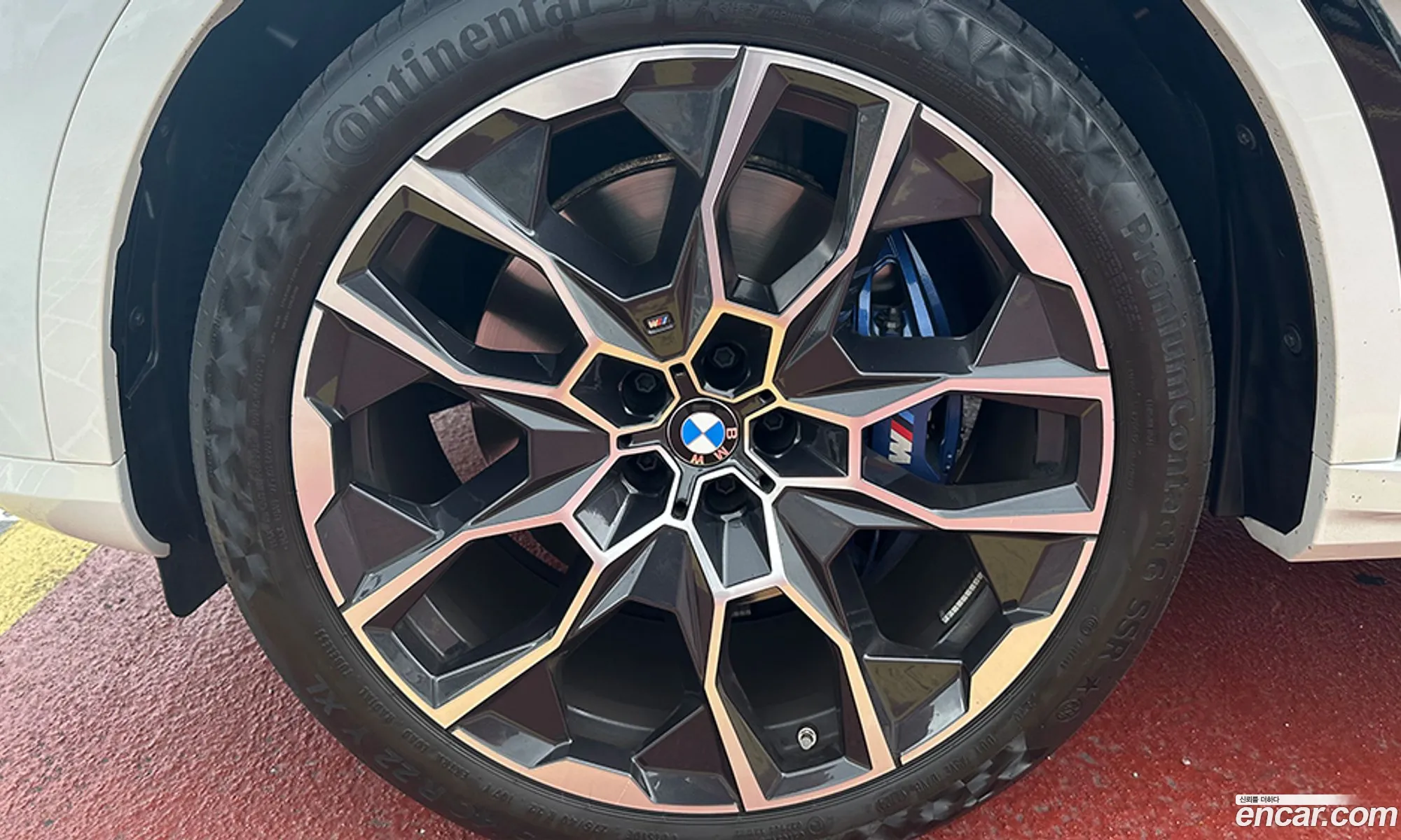 BMW X7 2024 — 9