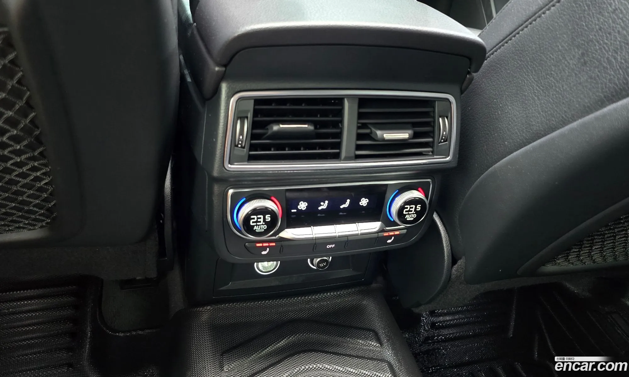 Audi Q7 2019 WAUZZZ4M5KD042946 — 11