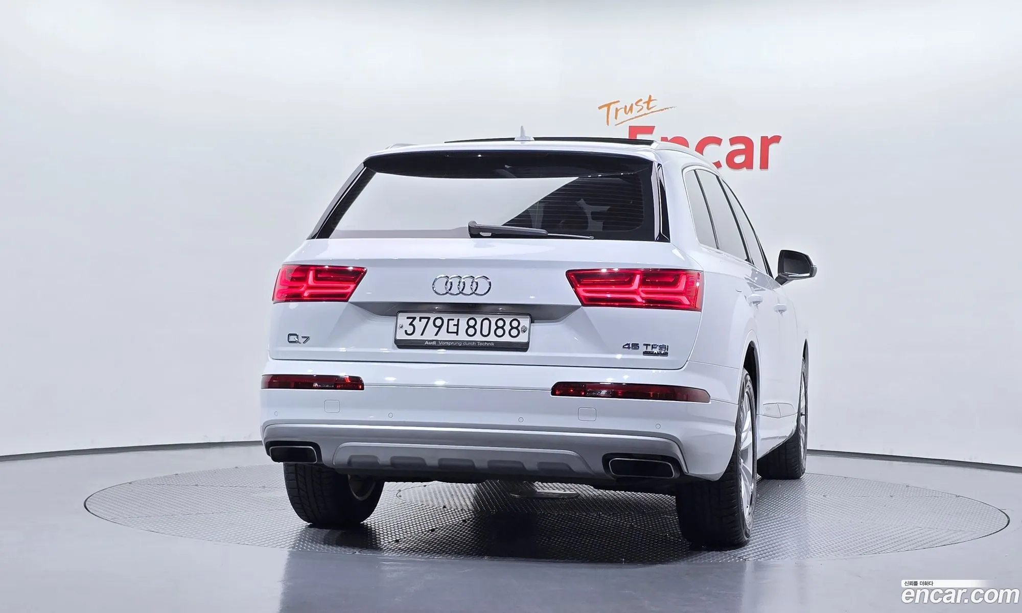 Audi Q7 2019 WAUZZZ4M5KD042946 — 24