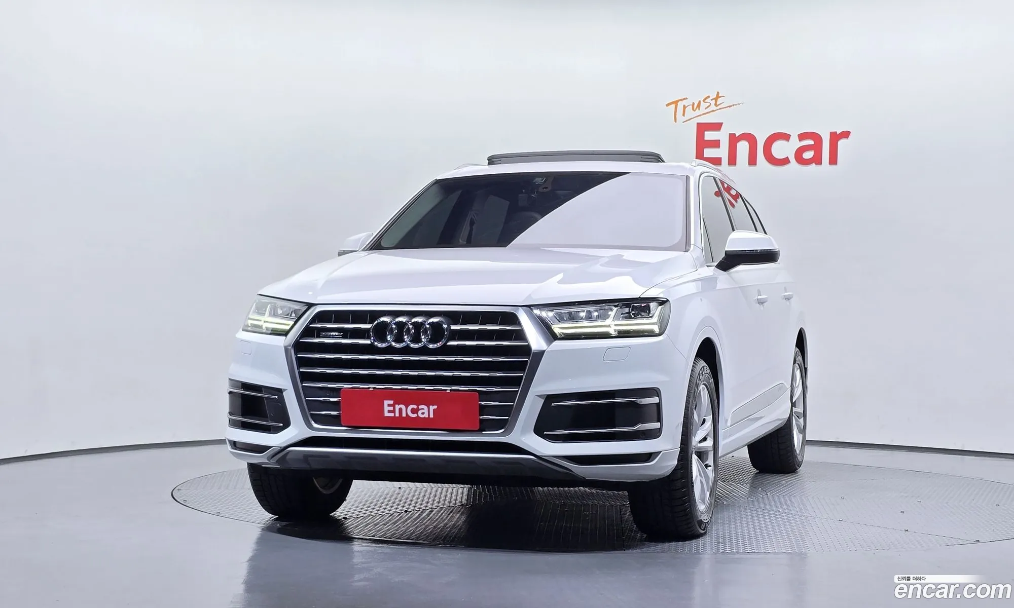 Audi Q7 2019 WAUZZZ4M5KD042946 — 18