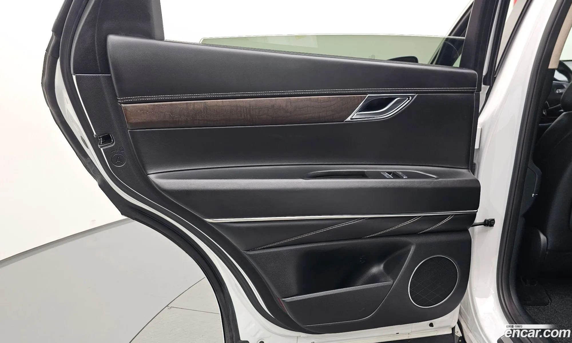 Genesis GV80 2021 — 27
