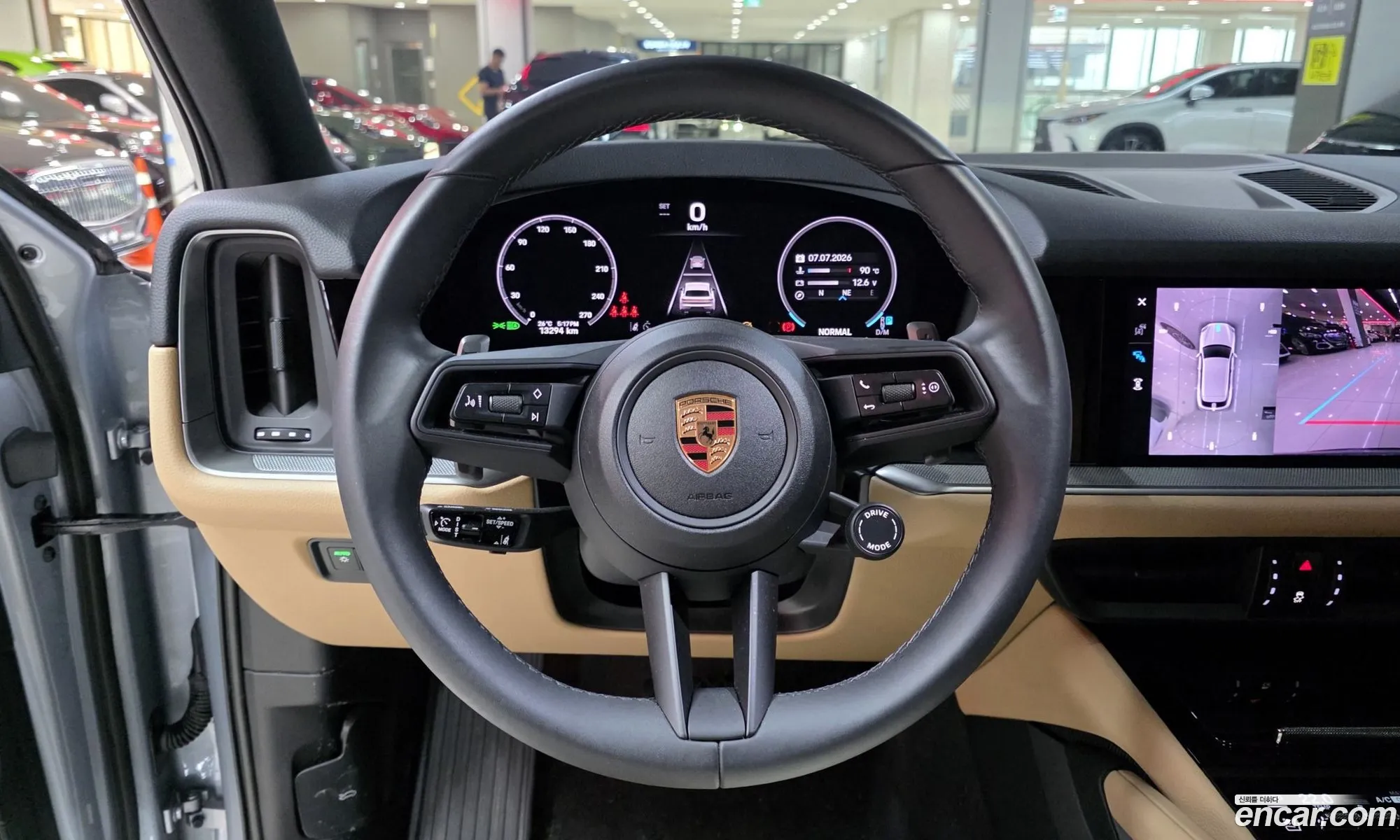 Porsche Cayenne 2025 — 9