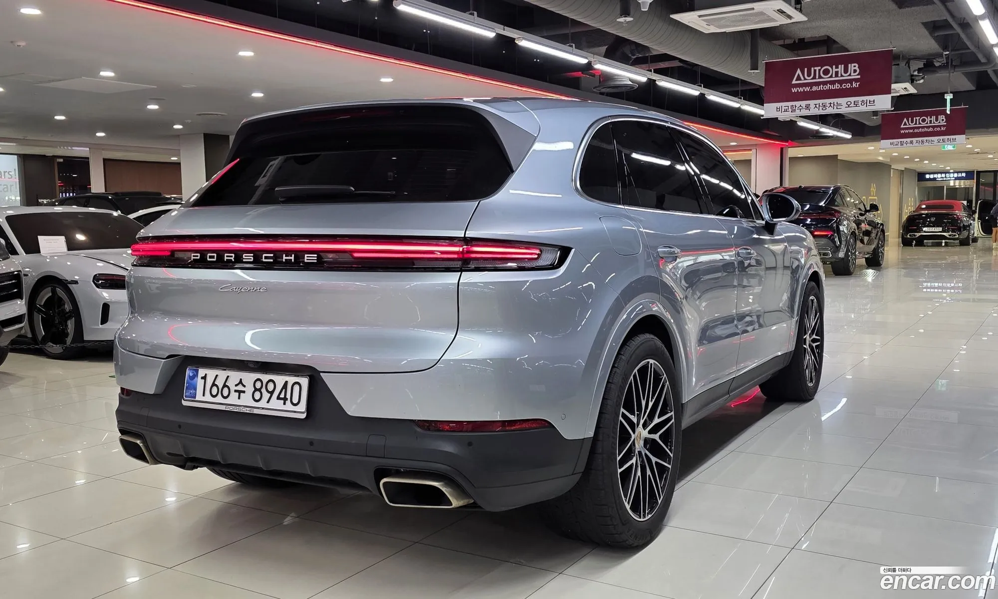 Porsche Cayenne 2025 — 18