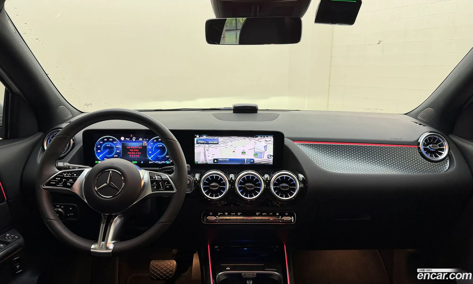 Mercedes-Benz EQA H243 2025 — 2