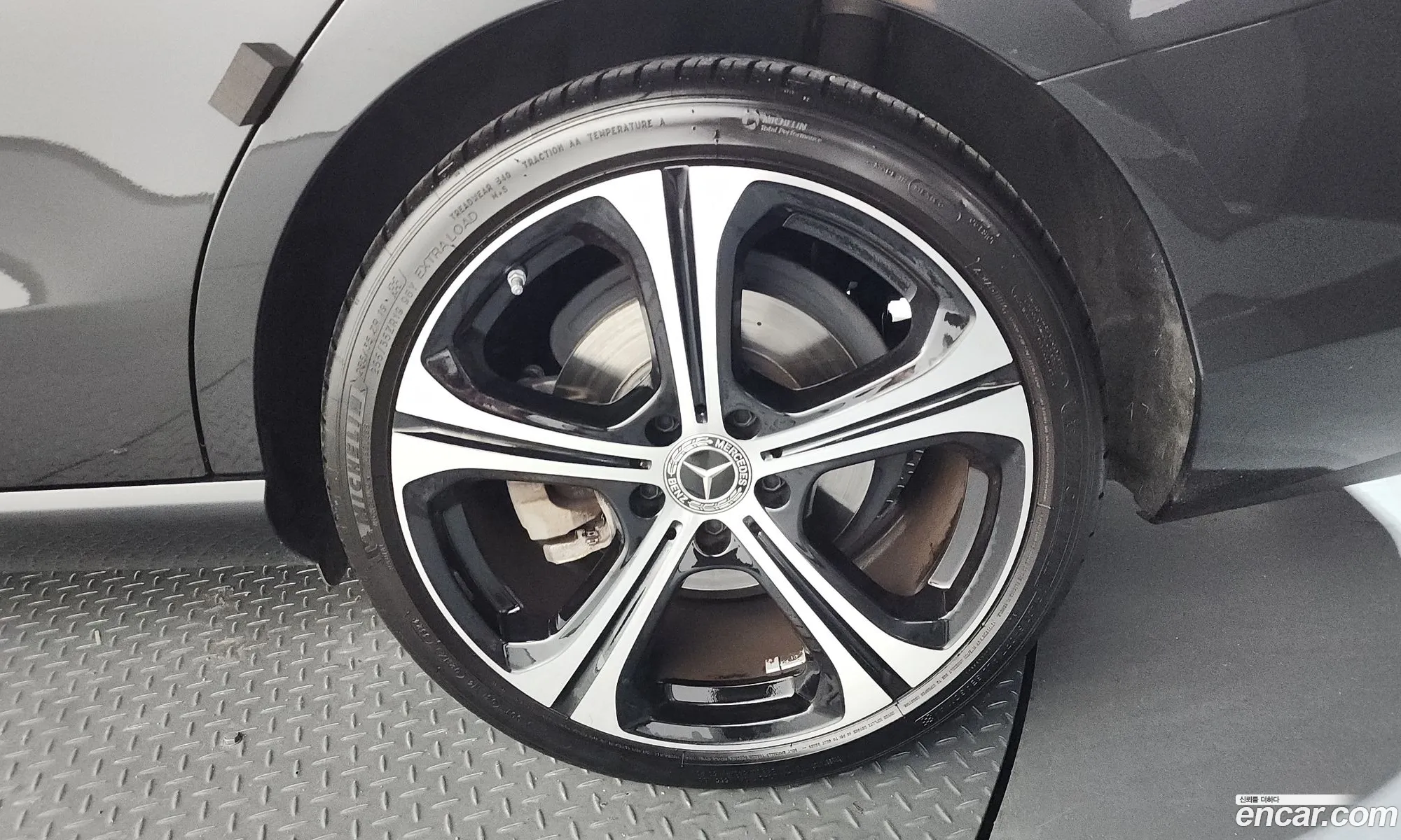Mercedes-Benz C-Class W206 2023 — 23