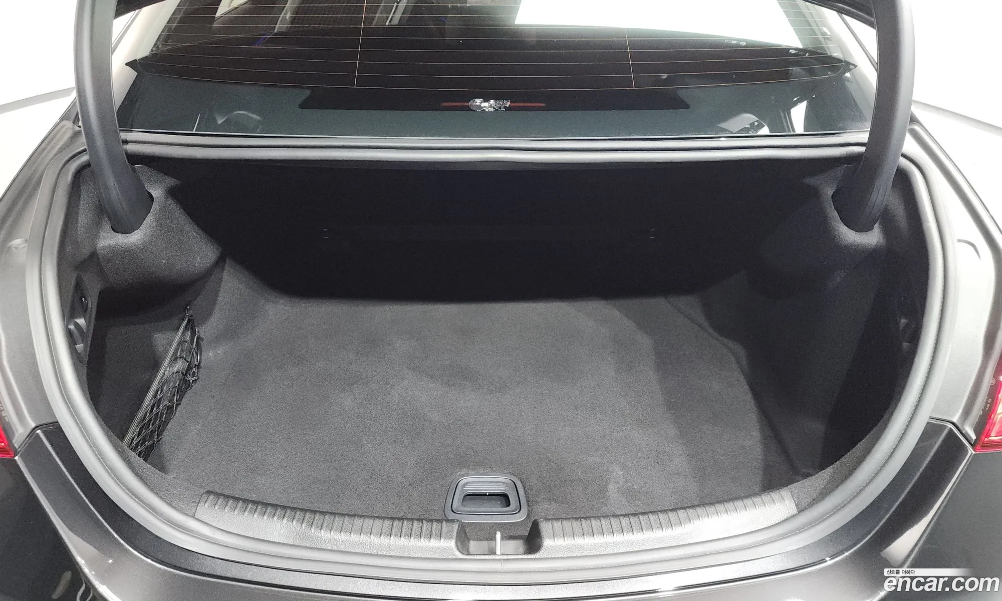 Mercedes-Benz C-Class W206 2023 — 19