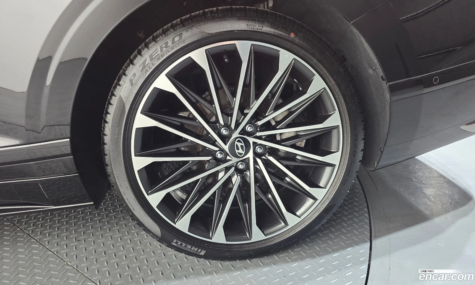 Hyundai Grandeur 2023 — 35