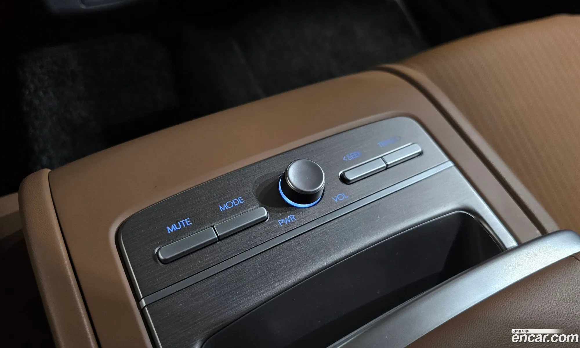 Hyundai Grandeur 2023 — 37