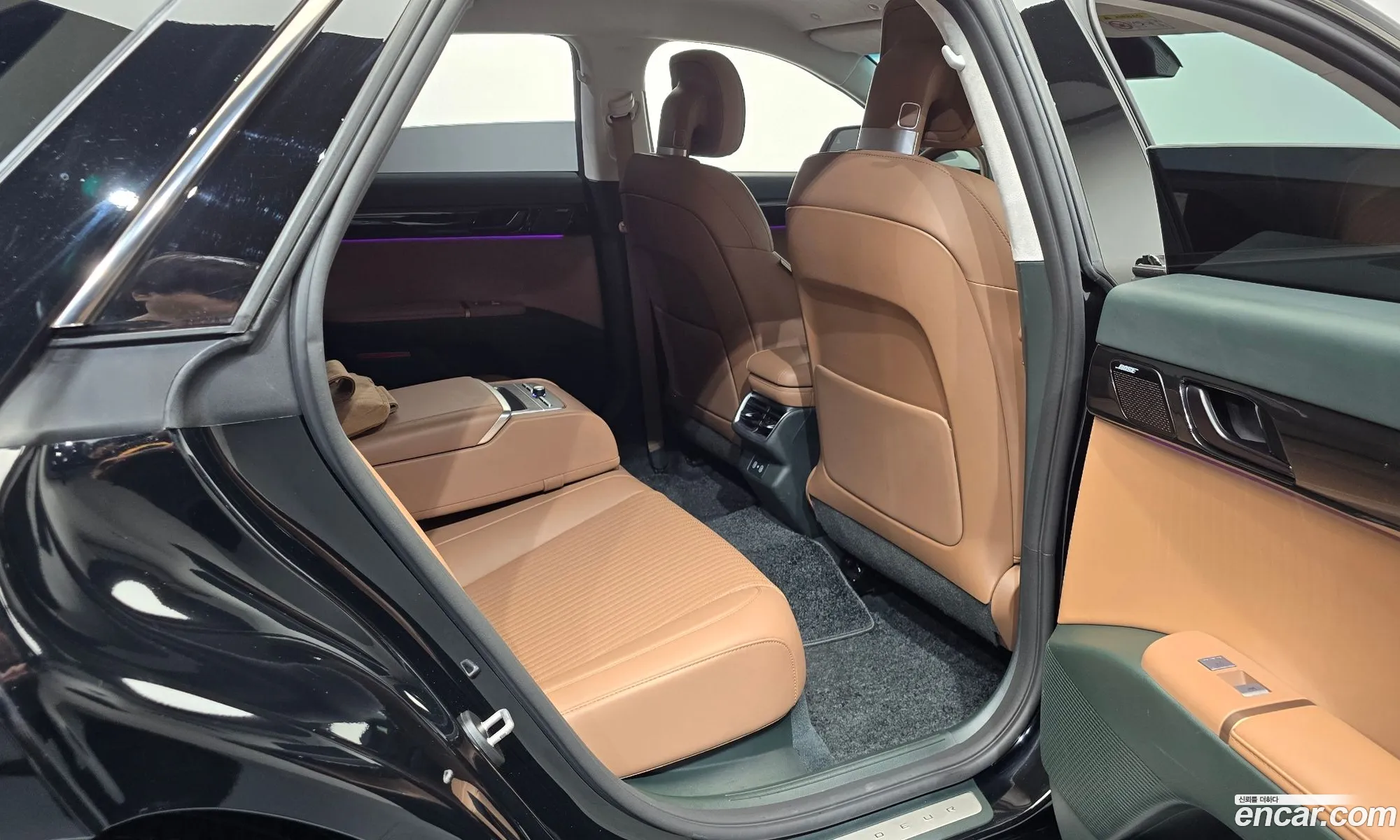 Hyundai Grandeur 2023 — 17