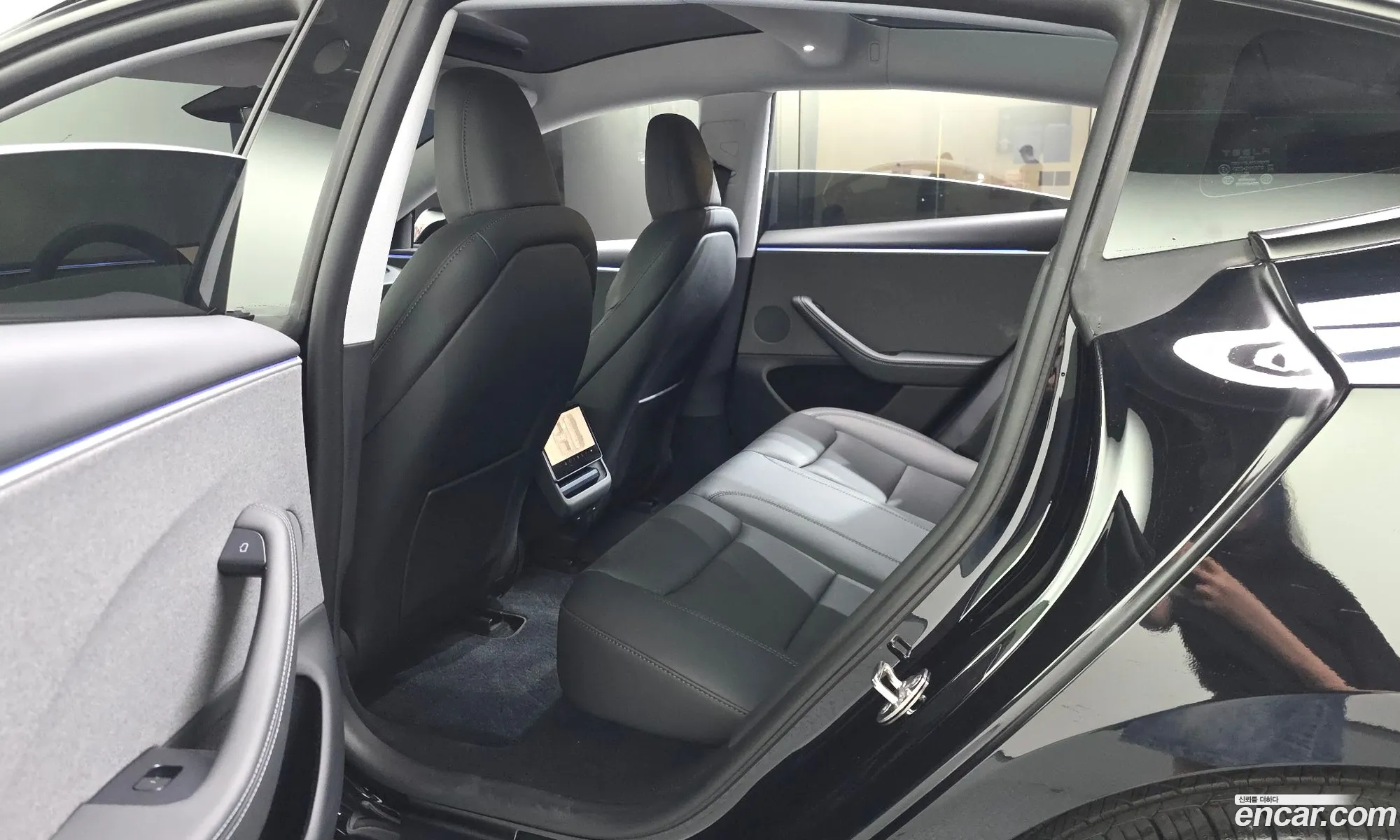 Tesla Model 3 2024 LRW3E7FS3RC136986 — 6