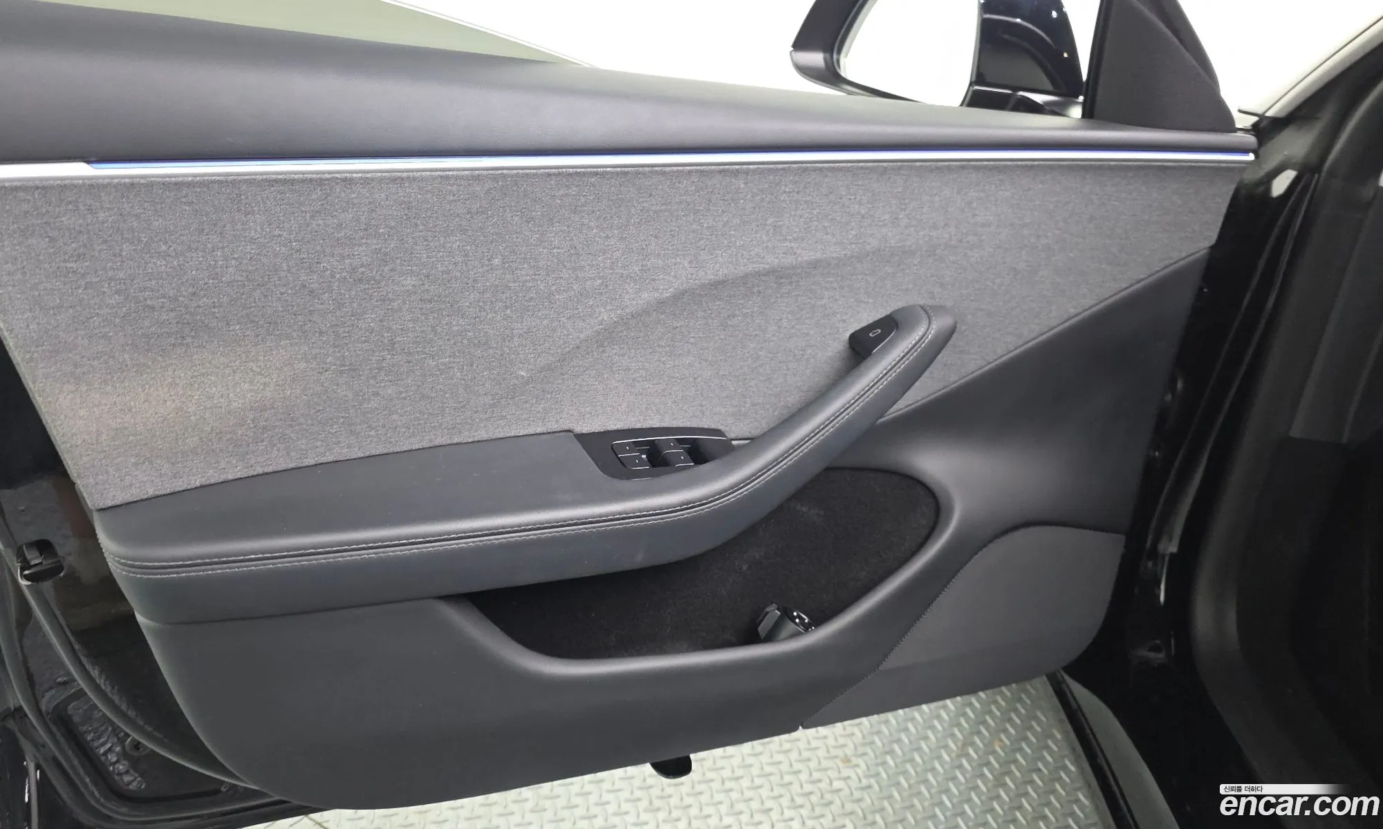 Tesla Model 3 2024 LRW3E7FS3RC136986 — 4